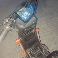 دراجه كهربائيه • بطاريات ليثيوم ٤ • شاحن موجود