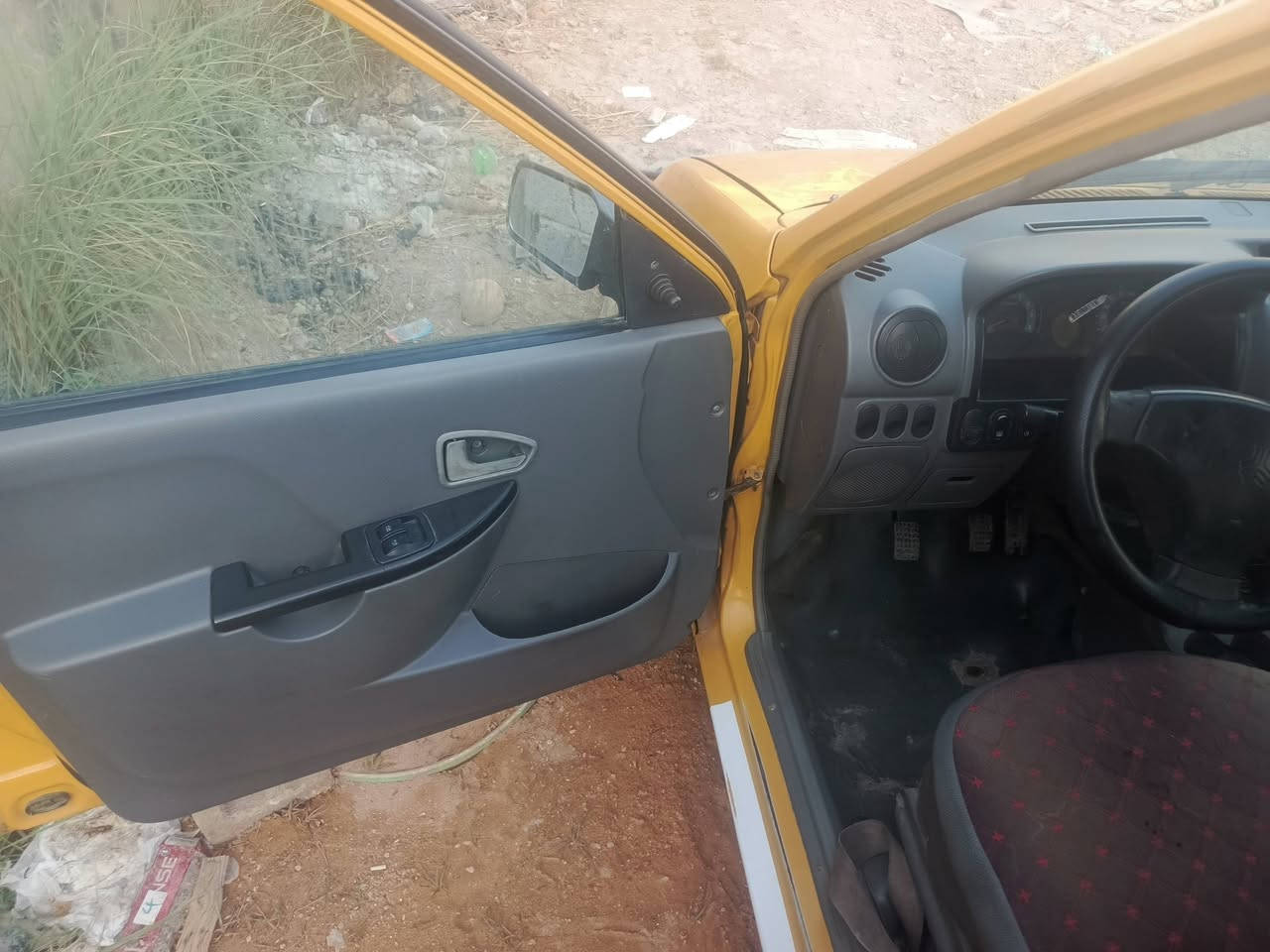 سلام عليكم سايبا موديل ١٢ سنويه بسمي كوله على وضع الشركه بيها طخه بل شاملخ الخلفي فقط شوصي مكفوله مابيها اي تبديل سياره سعر ٢٦مجال قليل العنوان الدوره دوشمه نحله تيرات جدد***********
