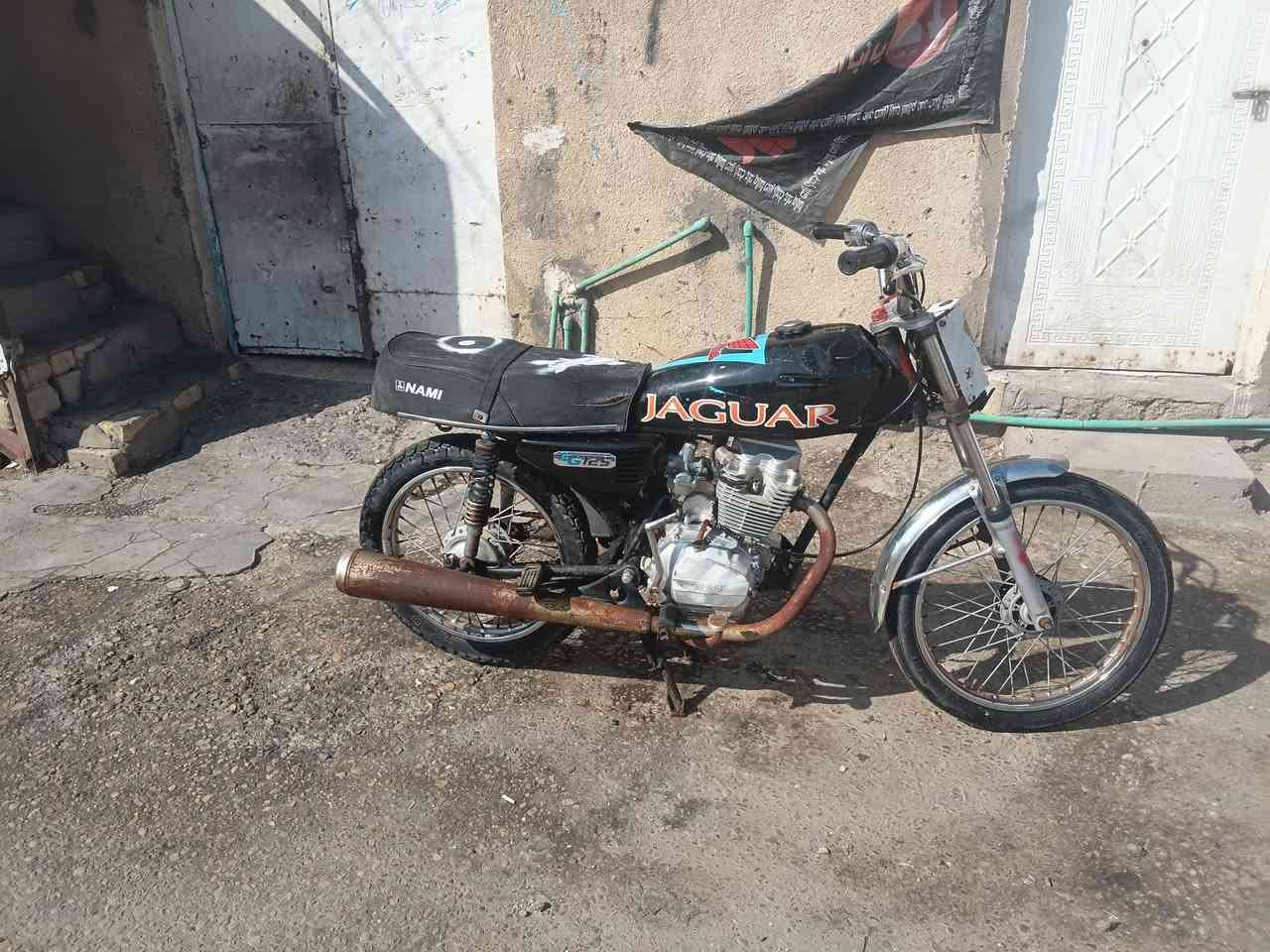 البيع سعر. ٢٥٠.        ***********
