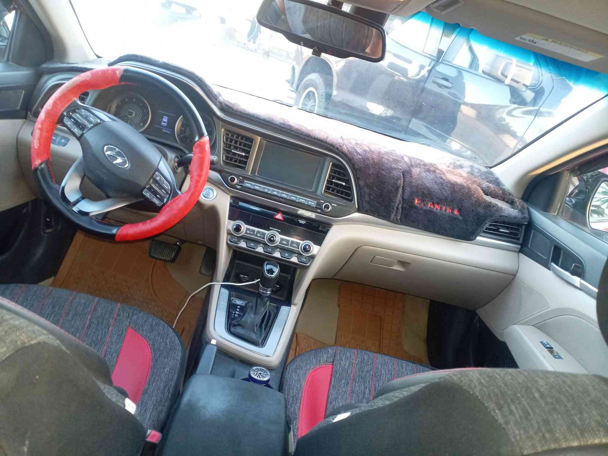 النترة 2019 رقم بابل الجديد السيارة فول للخير فتحة سقف رادارات أمامية خلفية توقف ذاتي  حادثها وسونارها بالمنشور السعر 125 وبيها مجال للشراي عنوان بابل المسيب للستفسار اتصل ***********
