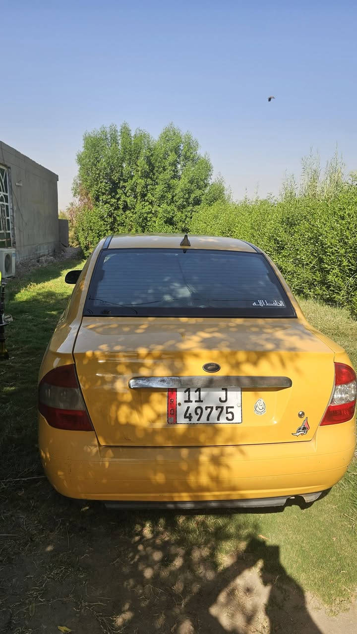 سلام عليكم سياره طيبه البيع موديل 16
رقمه بغداد جديد سياره احله من الصوره 
مكفواله سونار  بيه طغه بصيطه بجنطه السعر ٤٠ وبيه مجال بصيط الرقم *********** مكان طوريج
