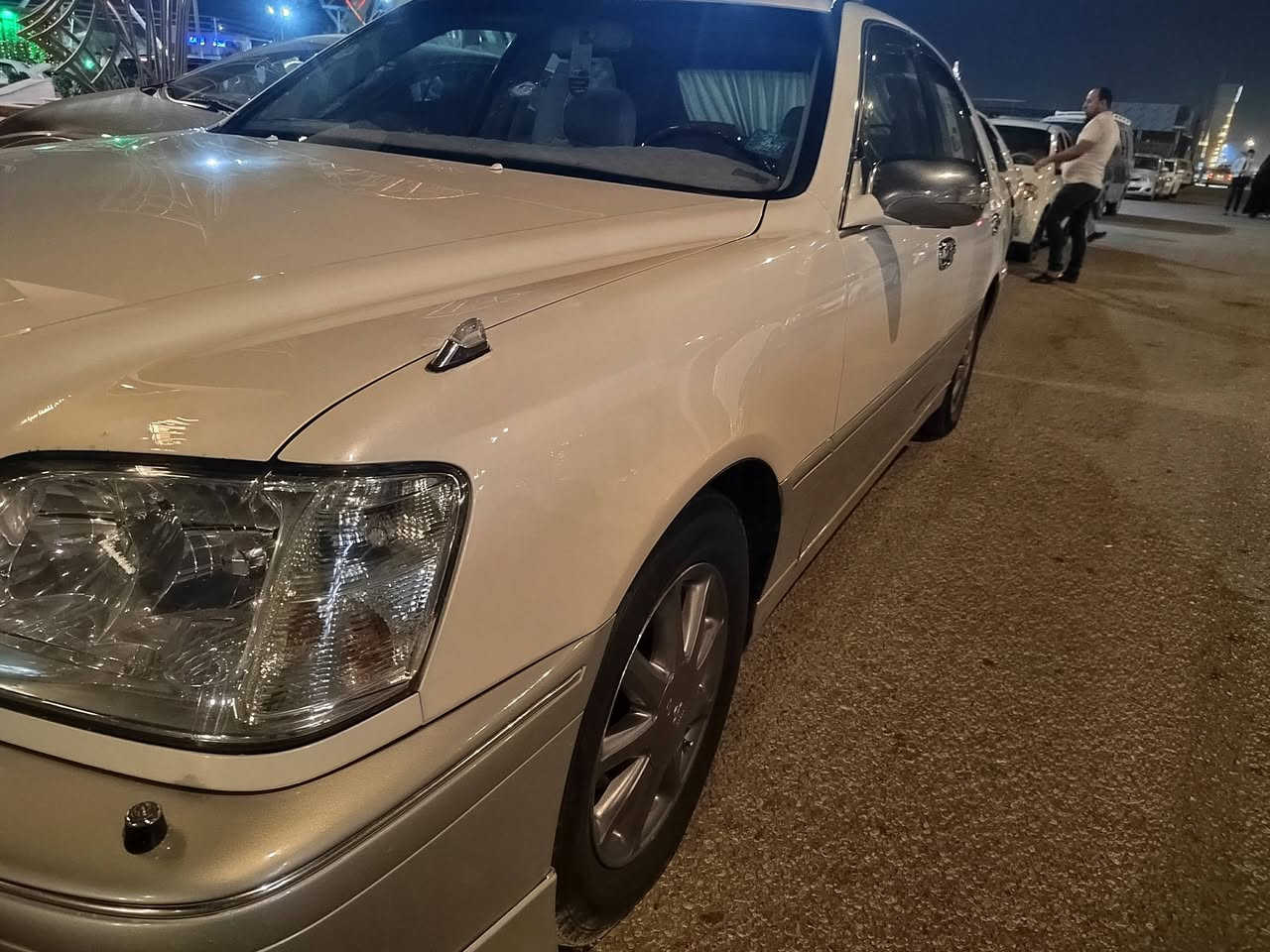 ملكه • ٢٠٠٢ • رقم واسط