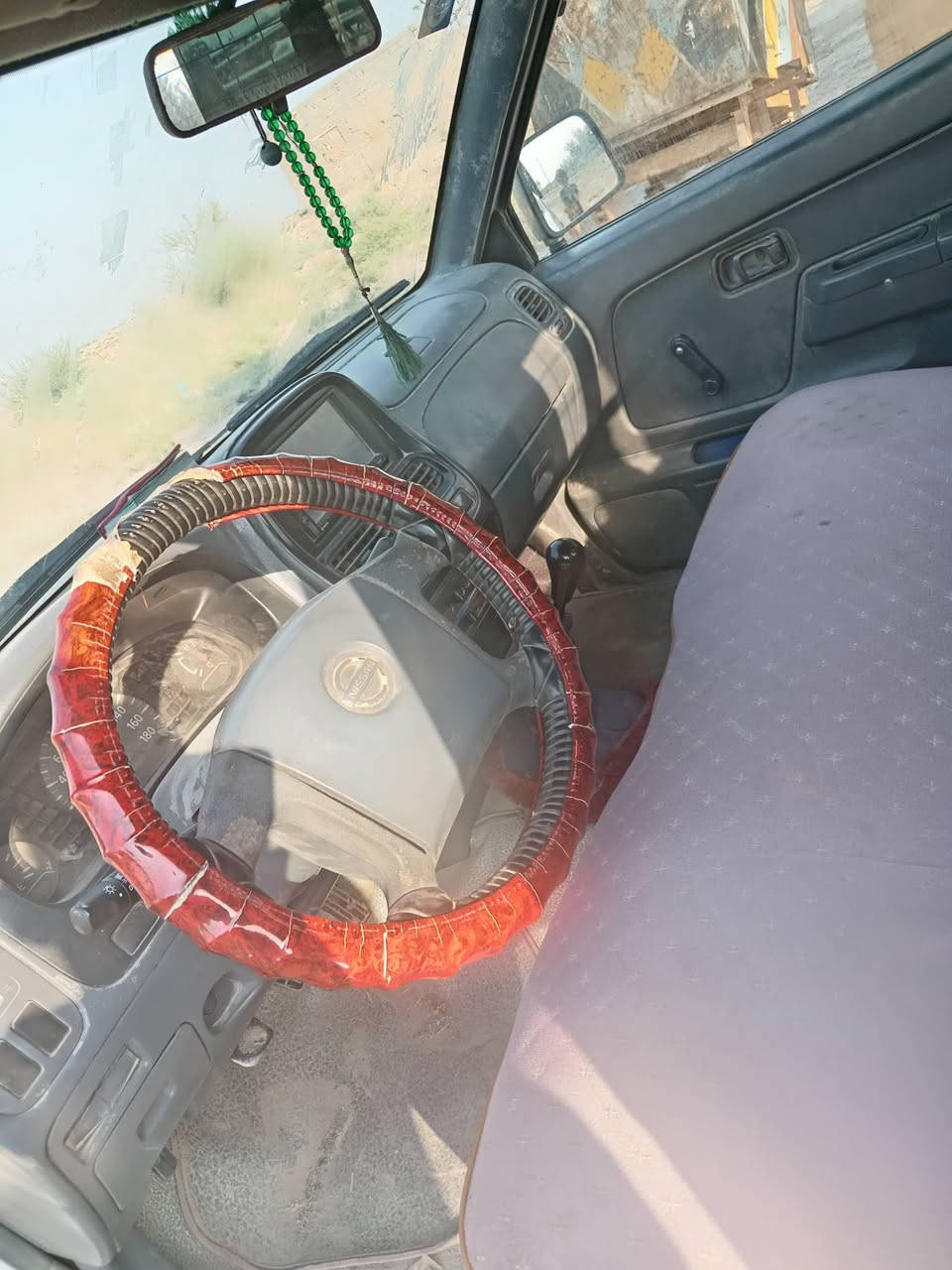 يالله السلام عليكم بيكم نيسان موديل ٢٠٠٢ رقم واسط نكليزي تحويل مباشر ***********
