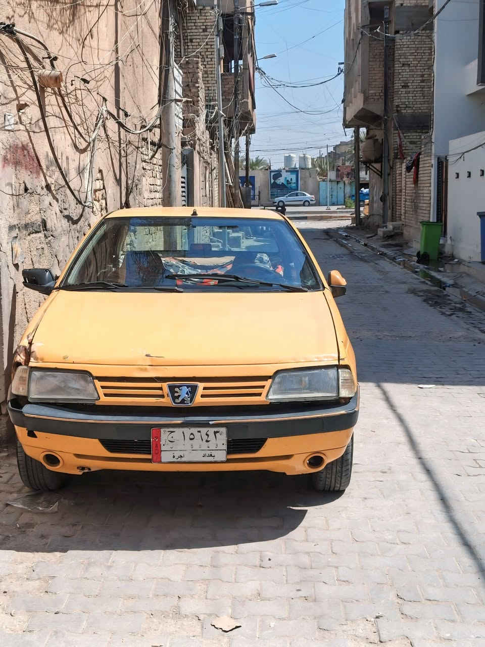 سلام عليكم بيجو 405 البيع سياره حلوه عوزه ترتيب مكينه وكير جدد مكينه محوره تبريد ما يشتغل سنويه جديده ورقم بغداد السعر 22 و بيه مجال الطيبين مكان السيار بغداد مدينه الصدر رقم الهاتف  ***********
