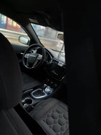 كرايسلير سي200 • مكينة ٣٦٠٠ • مشي ١٢٤ الف
