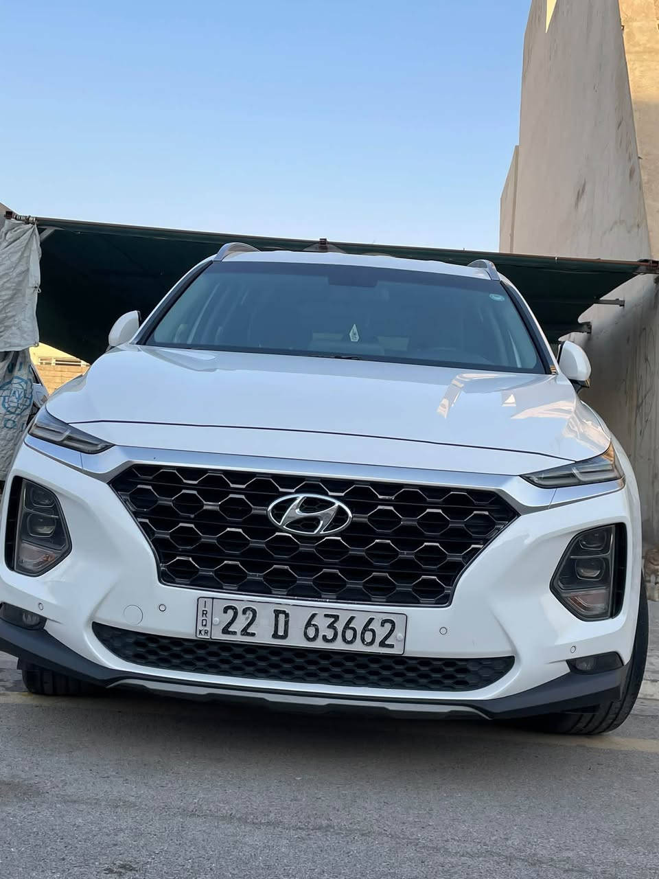 سلام عليكم للبيع سنتافيا خليجي موديل 20 4سلندر مواصفات بصمه تشغيل عن بعد كاميرا خلفيه حساس امامي وخلفي شاحن لاسلكي كشن كهرب واحد 7راكب 3قطع تبريد  سياره بلاديه جديده كفاله عامه من ضربه وصبغ السعر 185 وبيها مجال للشراي رقم الهاتف ***********
