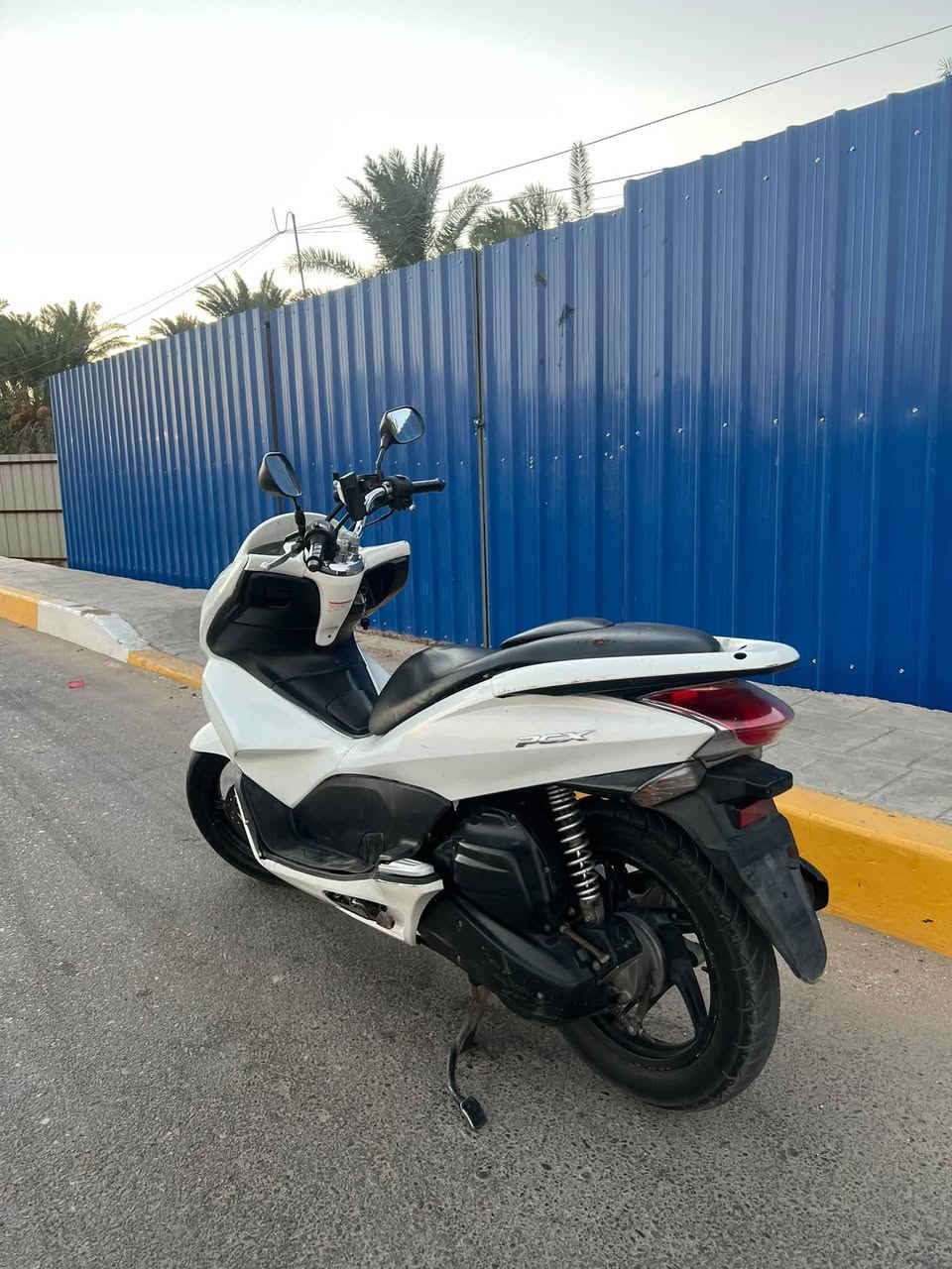 السلام عليكم 
بي سي اكس  الجيل الاول 
نوزل حساس ازدحام ياباني الاصلي مكفوله كفاله عامه 
كفرات اصليه مكينه مكفوله 
اوراق كامله 
يرادله جامه تترتب 
رايده 950 
مكاني الاعظميه 
***********
