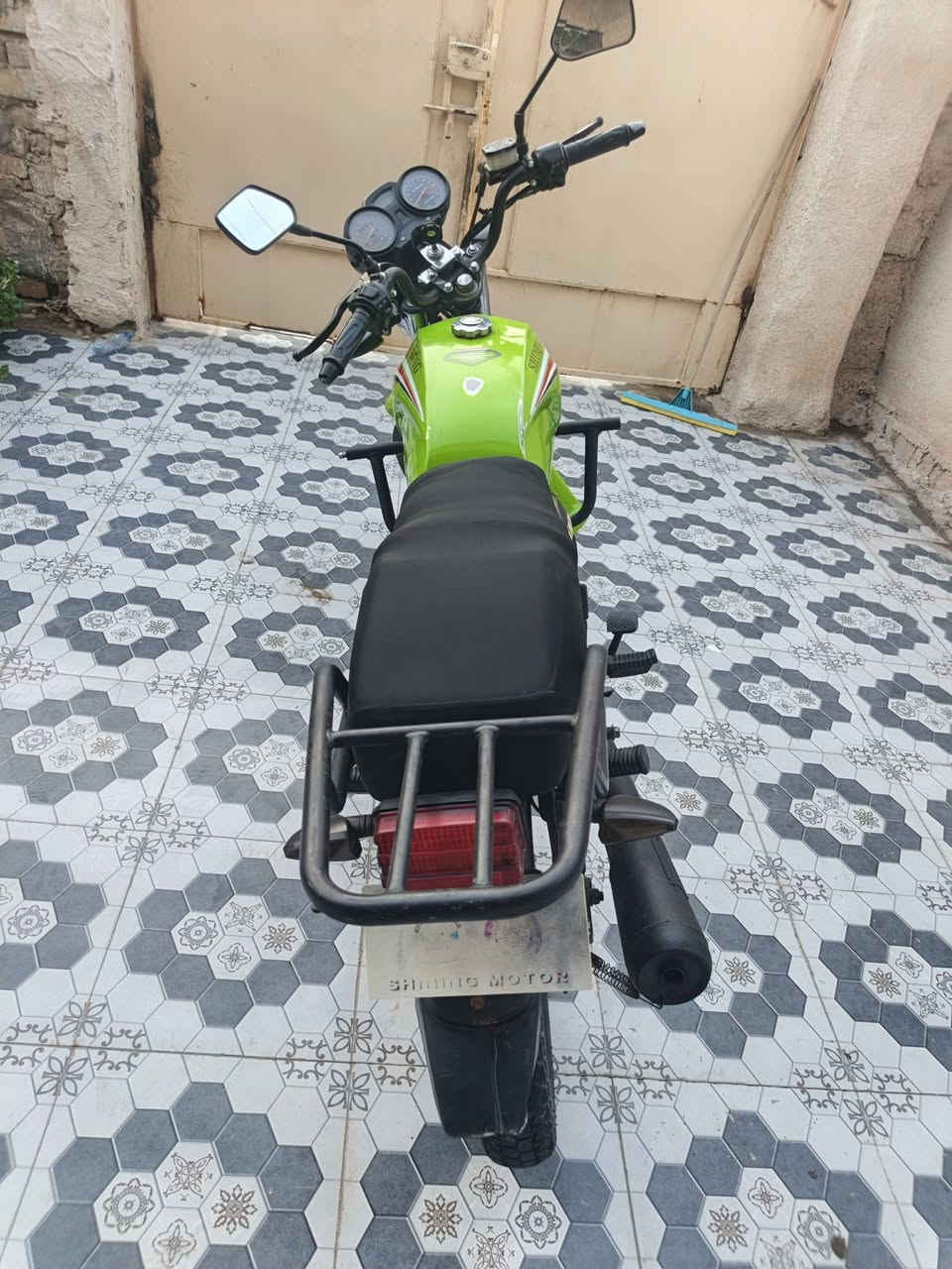 سلام عليكم شانك للبيع موديل ٢٣ اوراق كامله المكان حله ابو غرق الشراي يتصل ***********
