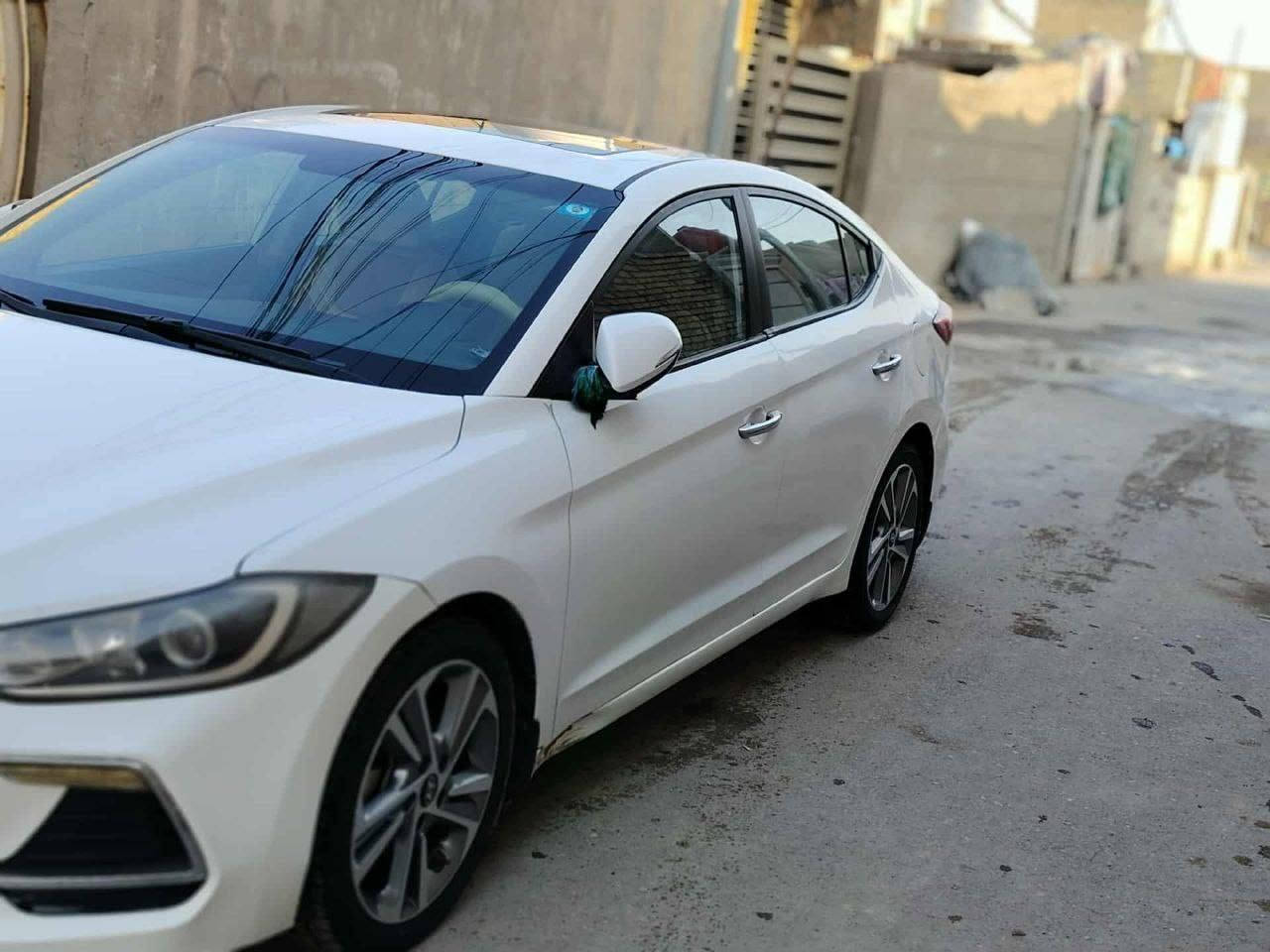الانتره خليجي 2018 سوبر
رقم بغداد بسمي تحويل 
مكينه 2000 

مواصفات فول عده البصمه
حساس امامي
حساس خلفي
شاشه بلادي
نضام سبورت ونورمن و قتصادي 3نضمه
فتحه سلايت
مري شفط
5ويل كب كروم
تحكم ستيرن

السعر 110 بيه مجال قليل 
للستفسار واتساب *********** 
مكان بغداد
