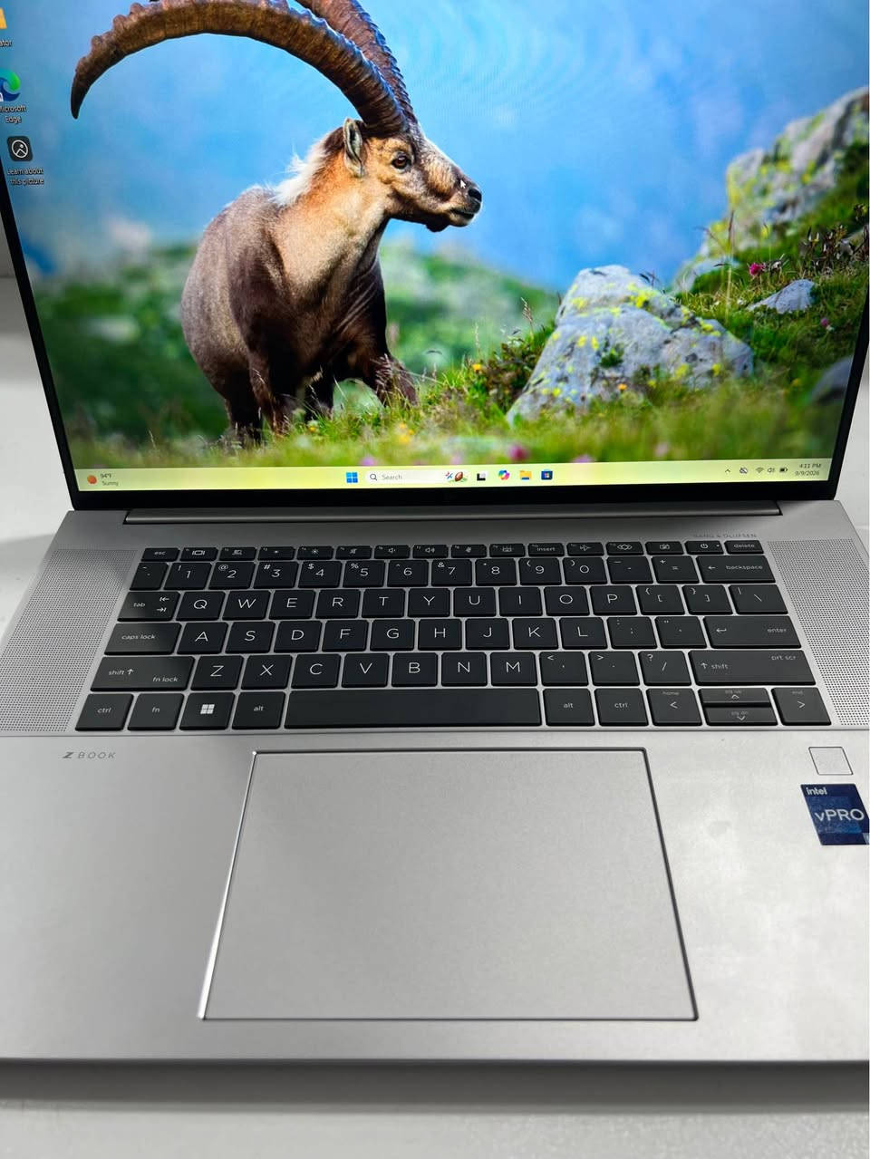 🔥 HP ZBook Studio G10 — وحش احترافي بكل معنى الكلمة!

⚡ Core i9-13H
🧠 RAM 64GB DDR5 5200MHz
🚀 1TB SSD NVMe
🎨 NVIDIA RTX 2000 8GB
🖥️ 16” FHD

💻 جهاز احترافي مناسب لـ:
▪️ الهندسة والتصميم
▪️ المونتاج والرندر
▪️ البرامج الهندسية الثقيلة
▪️ 3D وCAD
▪️ البرمجة والاستخدام الاحترافي

💰 السعر: 1250$

📍 أربيل – شارع سلطان مظفر

📞 *********** أربيل, العراق
