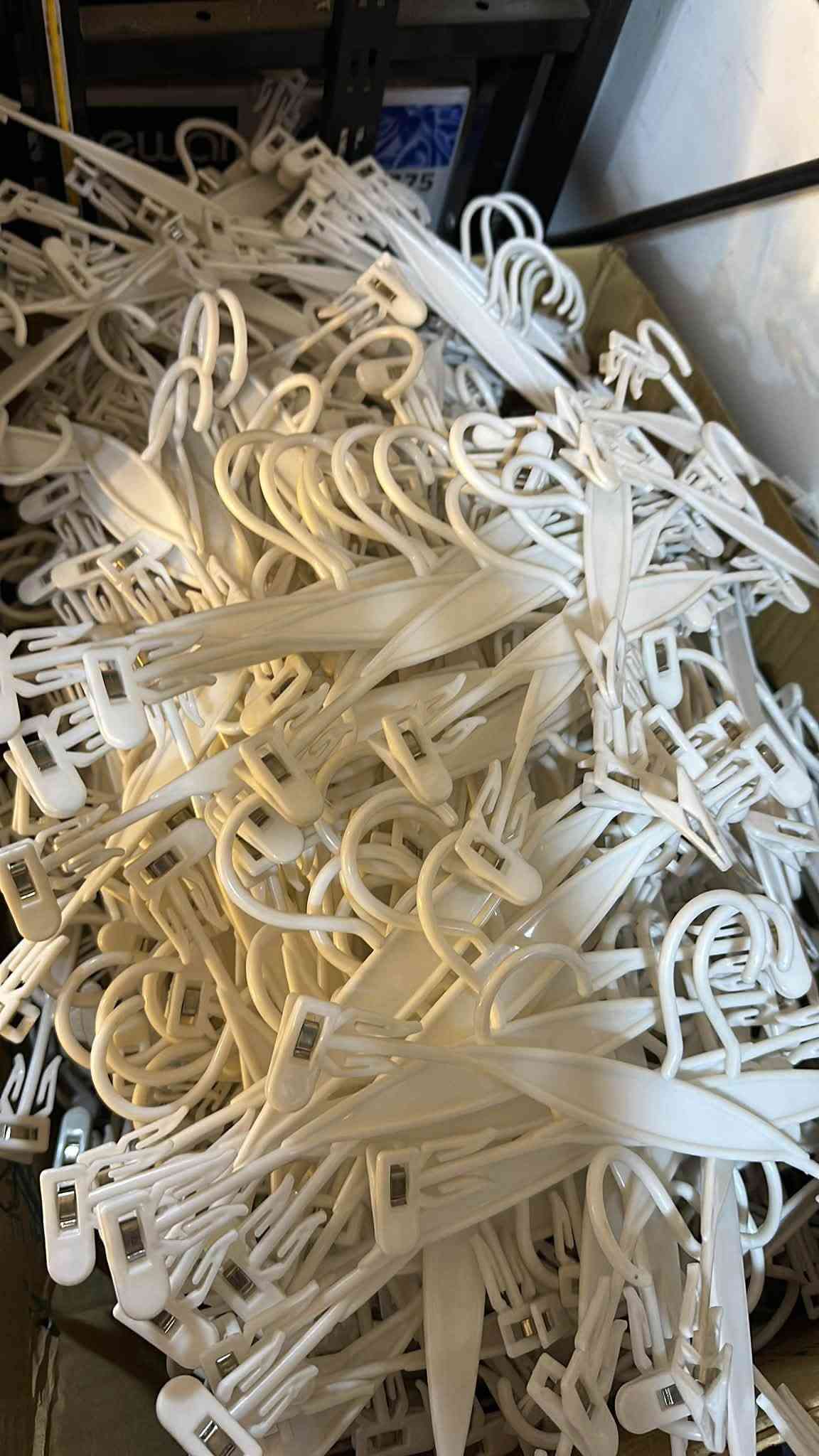 ديكور محل • بوابة إنذار AM • شمعات ليد 3م