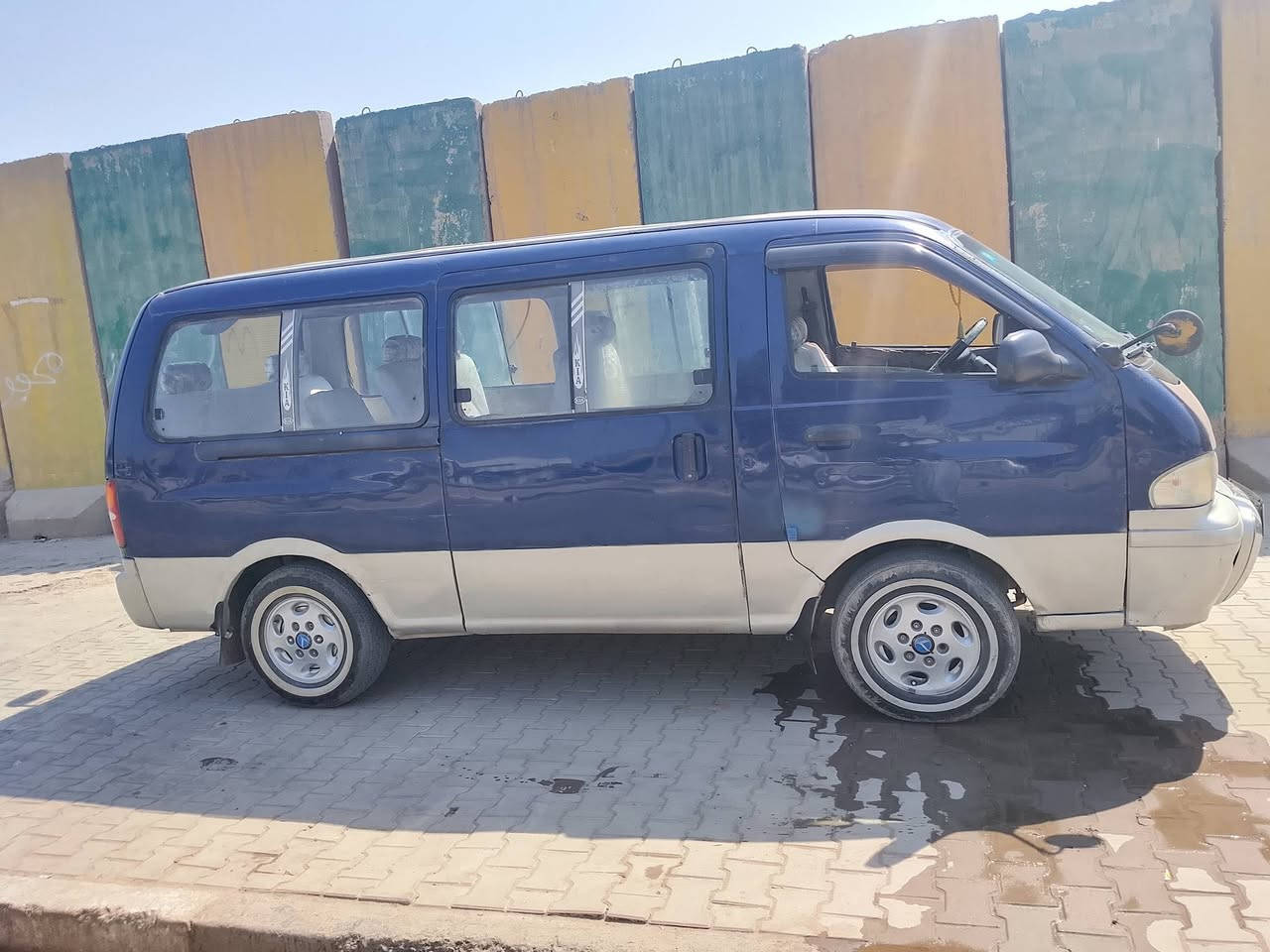 السلام عليكم بريجو موديل 1996 مكينه كير اكسن جدد كهربائيات تخم تاير داخل كله جديد سنويه جديده بسمي السياره السعر 60 وبيهه مجال  ***********
