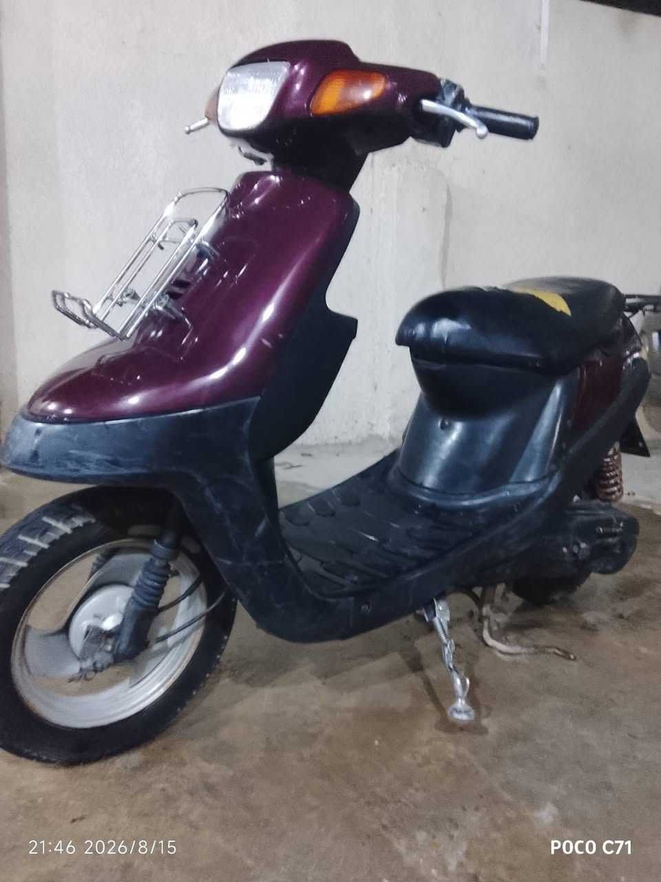 دراجه بطه كهربائيات شغاله عوزها بس باتري رايدها 200 وبيها مجال بسيط للشراي ***********
