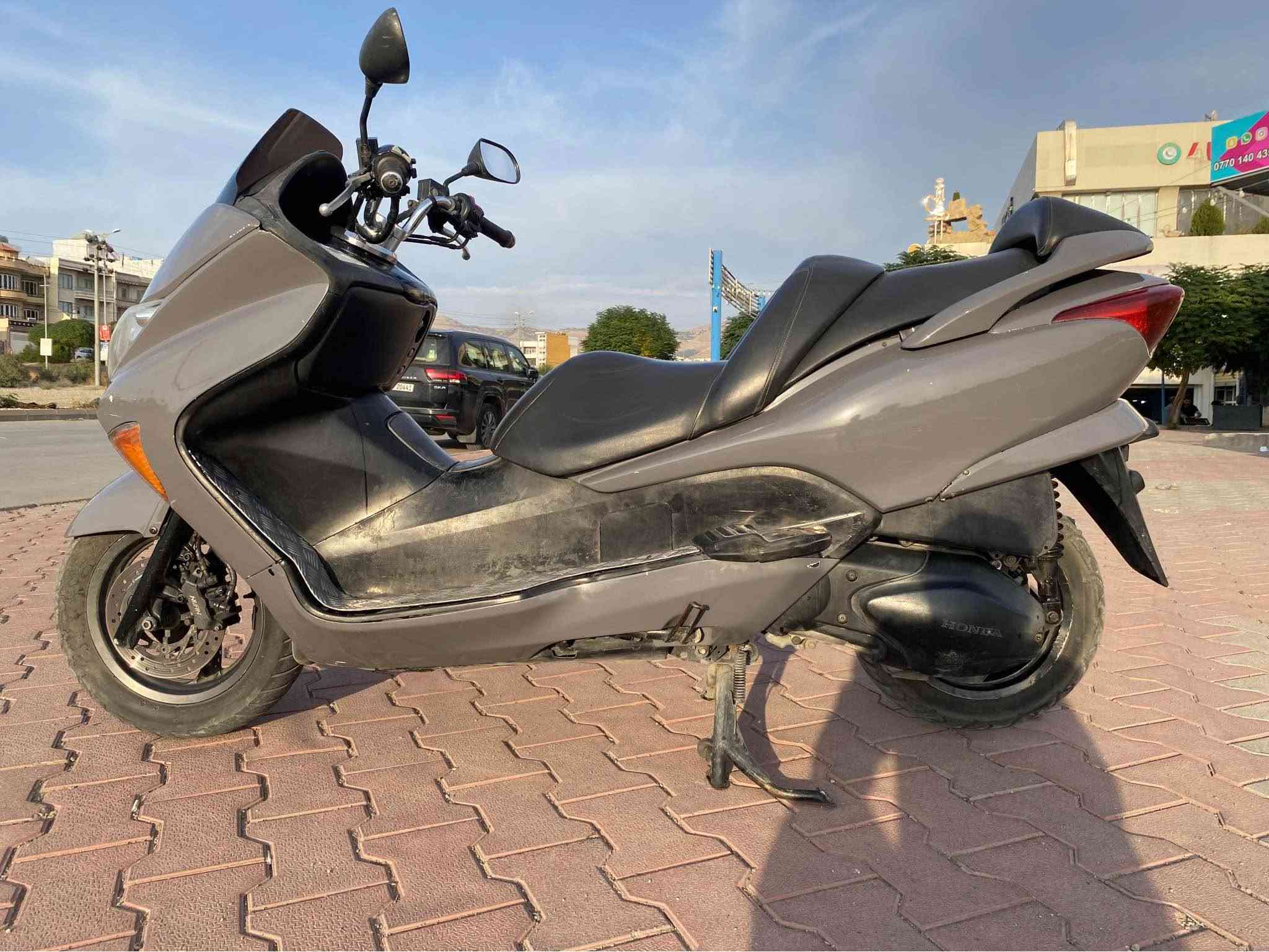 فؤرزاى • ٠٨ • مكينة مزبوطة
