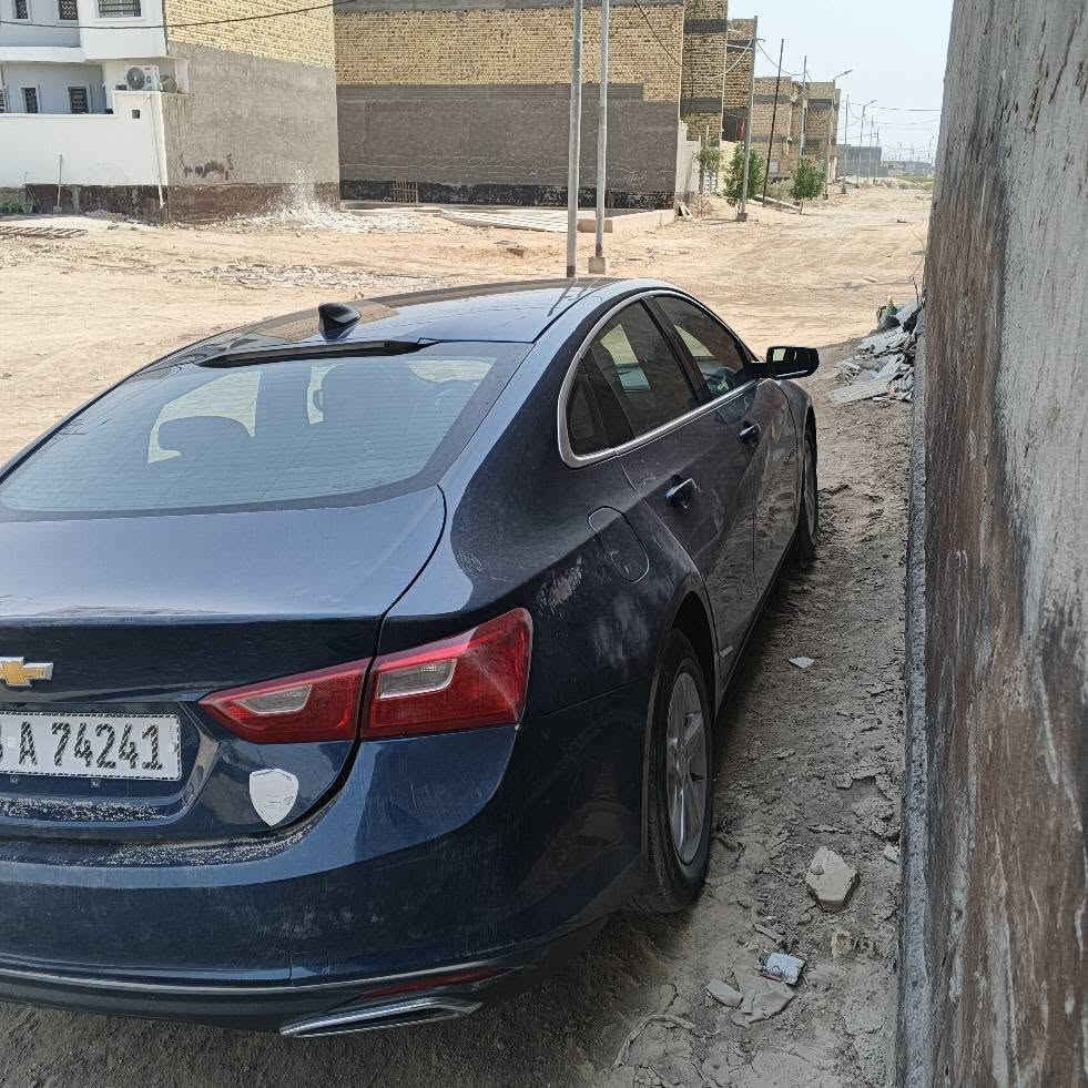 سلام عليكم شوفر ليت ماليبو موديل 2019 محرك كير تبريد ثلج صدر تايرات حداديه لايتات زينات كلها جديده مابيها نقص ضررها جاملغ الخلفي صبغ وقبق الجنطه تبديل بدون داخل عل فحص *********** بغداد, العراق
