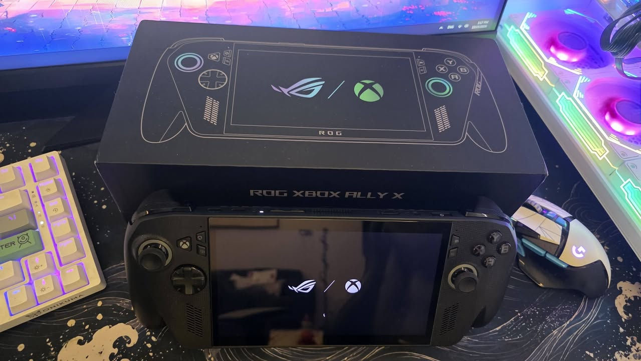 Asus ROG Ally X • ١ تيرا • ٢٤ جيجا رام