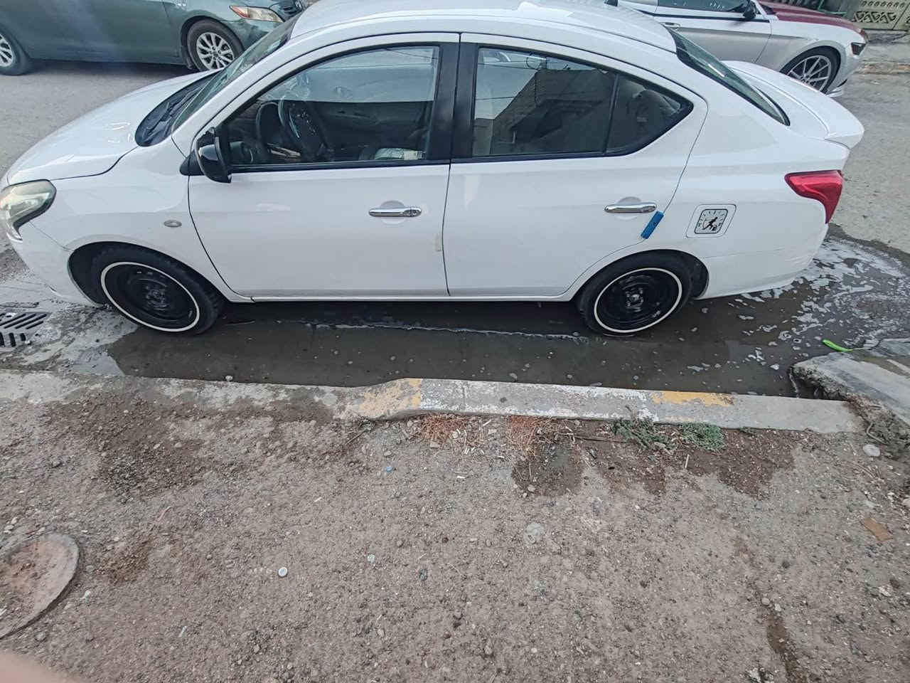 نيسان صني هندي بيها جاملغ سايق مصلح وبيها بنيد مرشوش نص صبغ وبيها ملاحضات بسيطه سونار موجود راسلني وادزه الك للتواصل واتساب *********** بغداد, العراق
