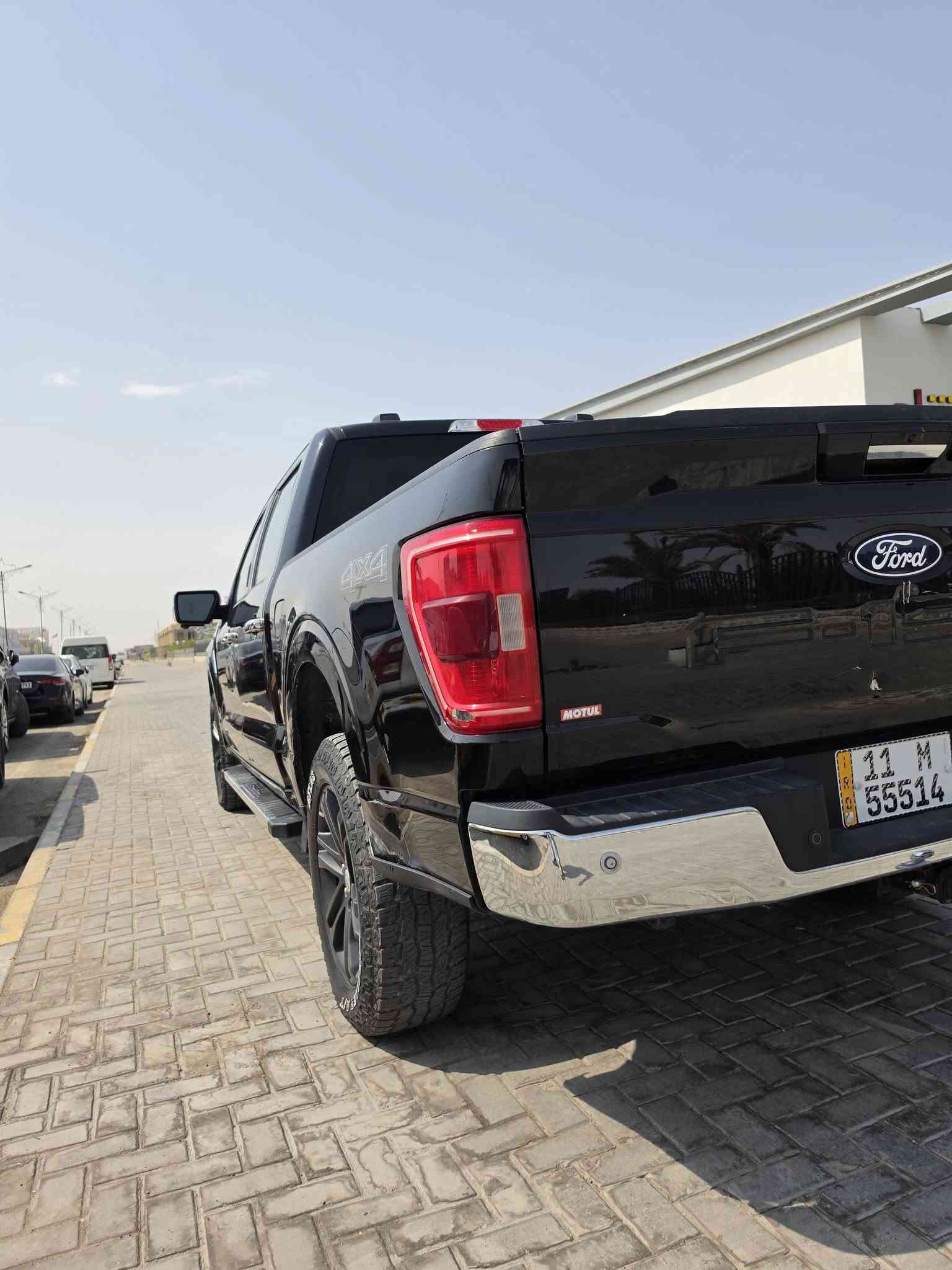 فورد F-150  هايبرد 2024 
وارد أمريكي محرك 3.5L PowerBoost V6 
توين تيربو هايبرد 430 حصان
ماشية 33 ألف ميل قابلة للزيادة
بجم كبس بدون إيرباك
حادث فقط بارد بدون فتح او صبغ او ايرباك او تبديل

رقم بغداد حمل أصفر الجديد
باسمي تحويل مباشر
اقتصادية جداً
كاميرات 360 درجة (5 كاميرات)
دفع ثنائي ورباعي وأوتو
دبل ثقيل
دفلوك
8 وضعيات قيادة
باب طويل
بدي قصير المرغوب
حساسات أمامية وخلفية
نقطة عمياء
رادار أمامي وخلفي
تنبيه وتوقف تلقائي
تحديد مسار
قيادة شبه ذاتية
قارئ علامات الطرق
لايتات أوتو
هاي بيم أوتوماتيك
أمامي وخلفي
شاشة وسطية كبيرة
شاشة عدادات إلكترونية كبيرة
كشنات  تدفئة
تحكم كهربائي 
مرايا كبيرة فول تحكم كهربائي
مخارج كهرباء داخل وخارج السيارة
نظام صوت براند معروف
بصمة تشغيل
فتح ذكي
إنارة محيطية داخلية وخارجية
تشغيل عن بعد
أوتو هولد
وبيها بعد مواصفات هواي
السيارة ترايك بيها وين تريد
لأي استفسار أو صور الحادث 
التواصل عبر الاتصال أو الواتساب

✅ الـسـعـر رقم 32500 دولار 

مكاني: بغداد / السماوة
رقم  ***********
