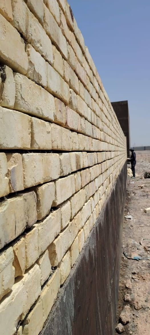 عندي خلفات بناء ثنين نشتغل ع دبل او قطعي شغل نضيف واستلام مهندس ***********
