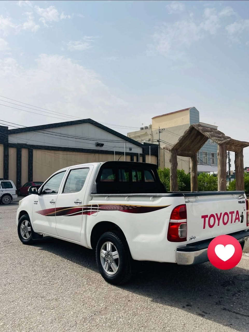 هايلوكس • ٢٠١٢ • ٢٤٠ ألف كم