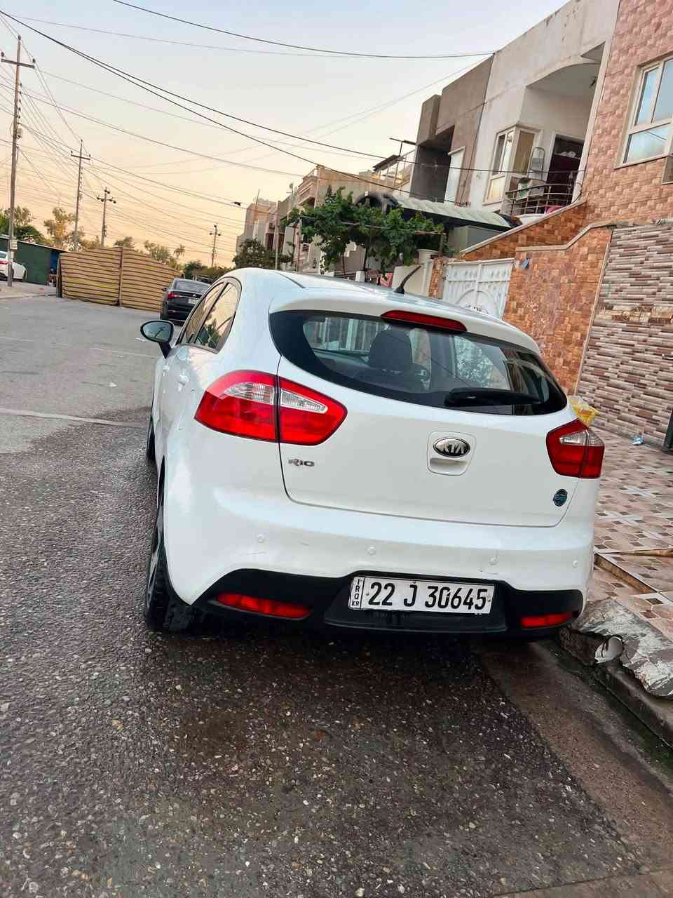 كيا ريؤ ٢٠١٣ كامل مواسه فات
به س سلايت نيه ژينگه و رئگاو باني نويه تا ٢٠٣٨
هيج ليدراني نيه نه سبوغ و نه سارده كوت نرخي ٨٥  
*********** كويسينجاك, أربيل
