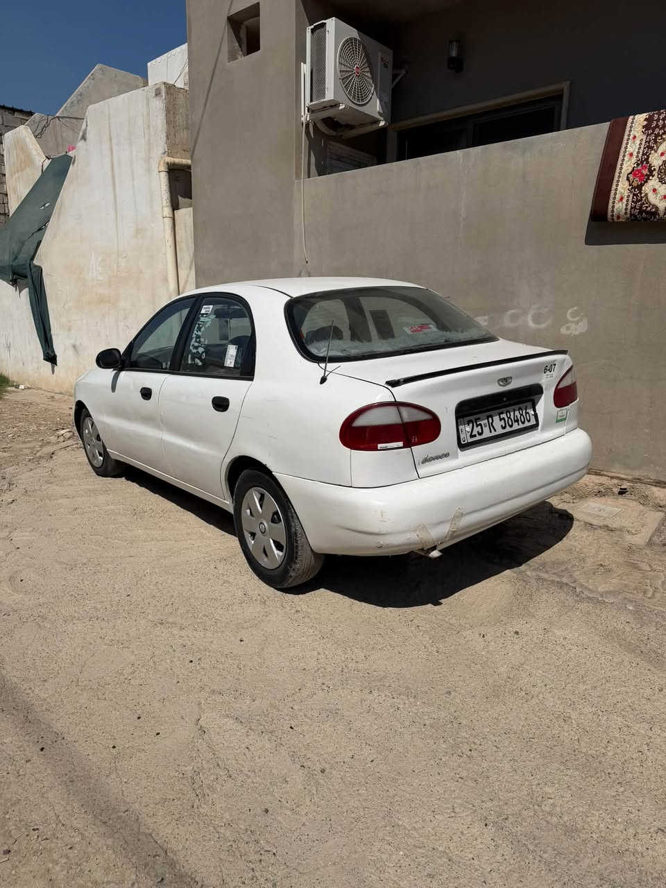 دايو لانوس موديل ٩٧مشروع وطني مابيه اي ضربه بس بيه باب السايق تصفيه بطاقه بانزين بيه شرط التحويل السعر ٣٥ورقه 
***********
***********
