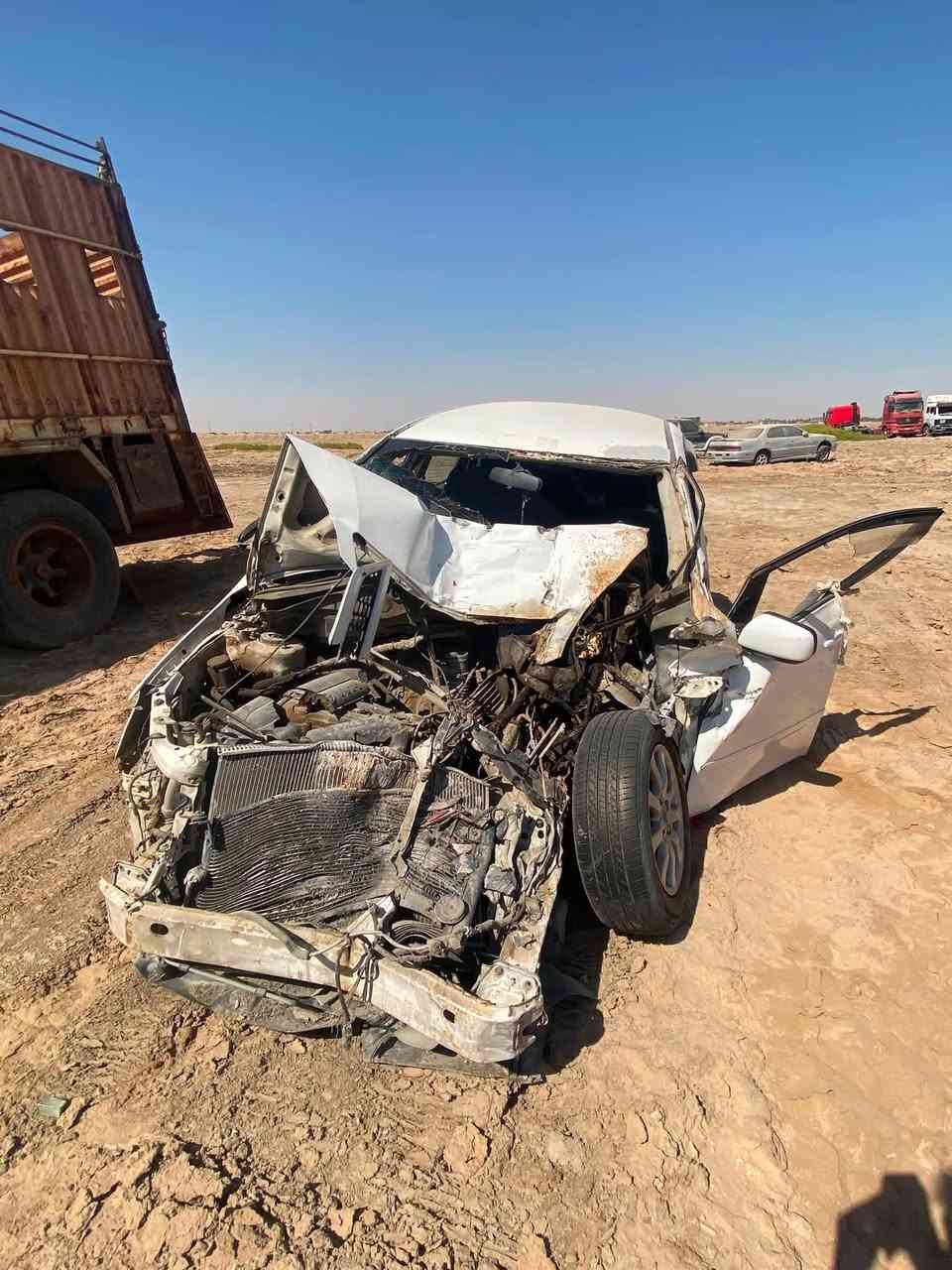 السلام عليكم سيارة ابصم للبيع رقم وسنوية والباقي شوف العين باقي التفاصيل على الرقم  ***********
