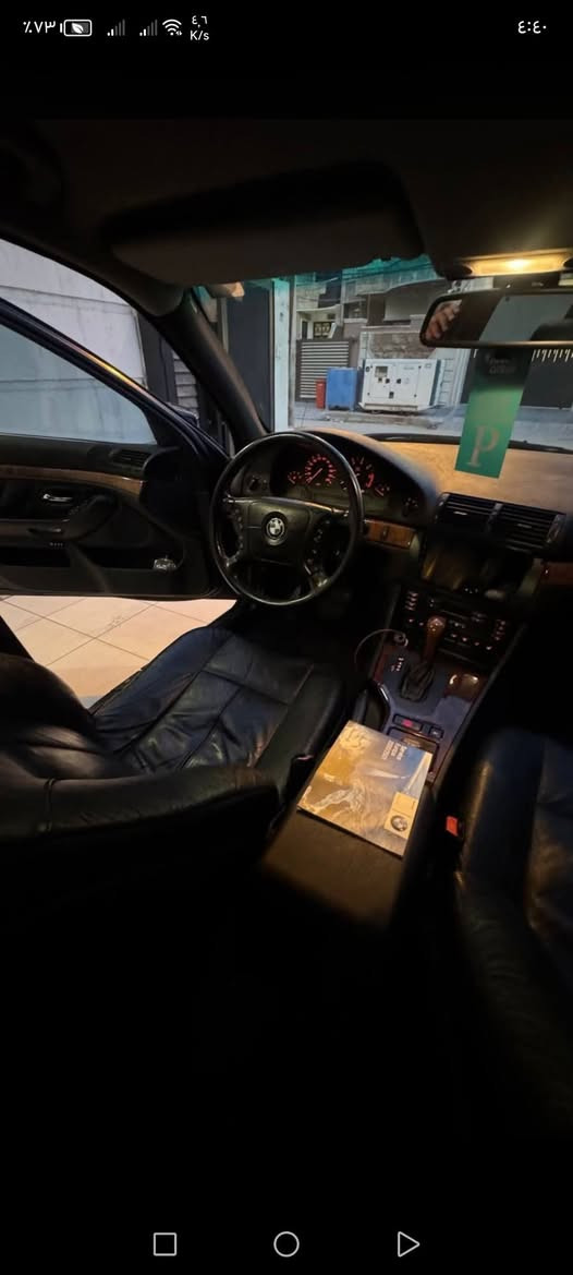 للبيع BMW صقر
موديل 2000 
مكينه 44 V8 
داينمو مي
مصبوغة عام للجمالية
معمرة تعمير درجة اولى
كل نقص مابيها
رقم انكليزي جديد ب اسمي
وارد يابان بدون فتحة
داخل جلد و غرفه جديدة
كير مكينة تبريد كفالة
رايدها بـ 110$ و بيها مجال
مكان السيارة بغداد  الغزاليه

***********
***********
