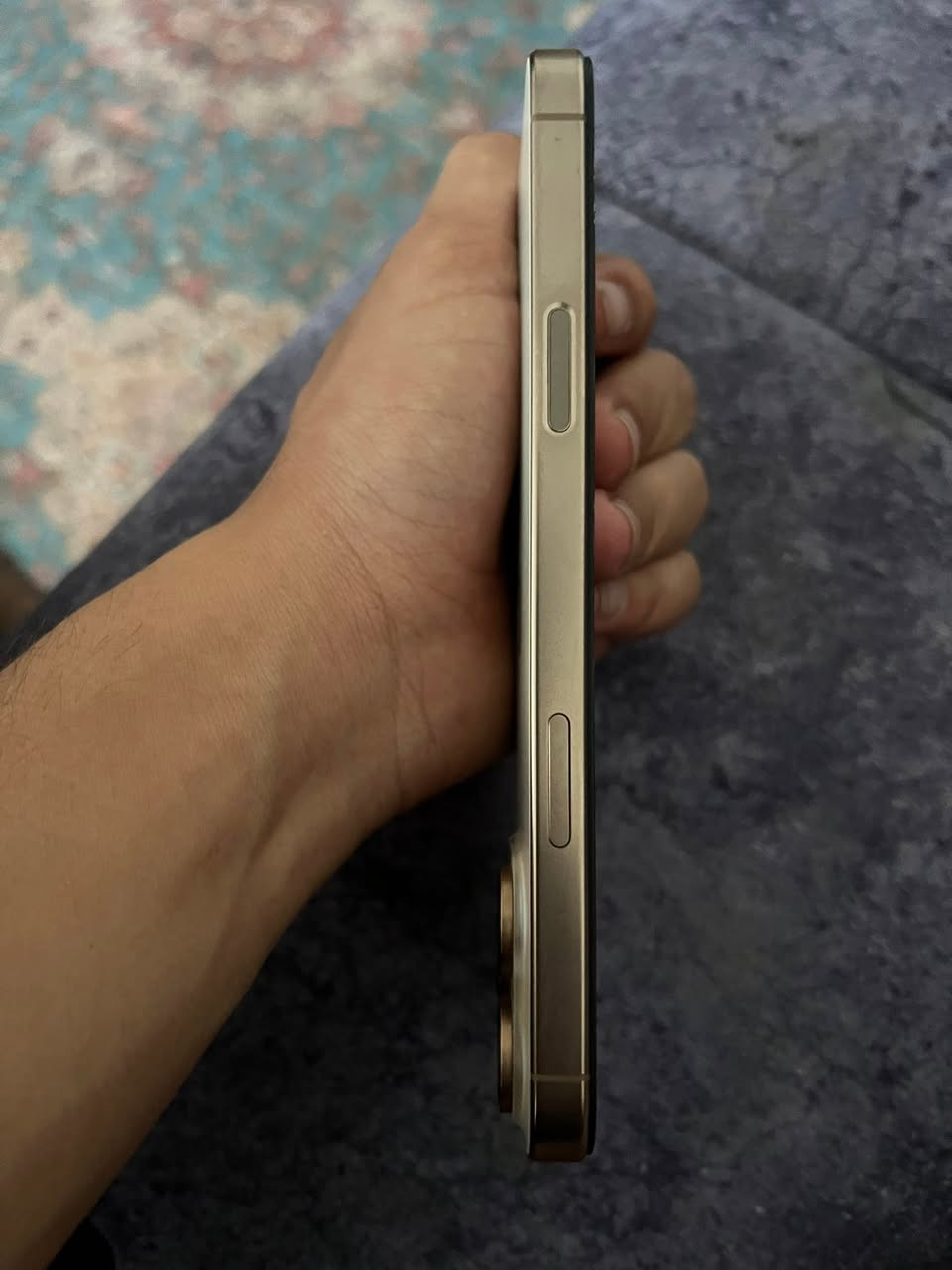 السلام عليكم للبيع ايفون 16 pro max شاشه وانسكرت وبي فطر يم الكامره فقط مكاني بغداد للاستفسار *********** واتساب فقط
