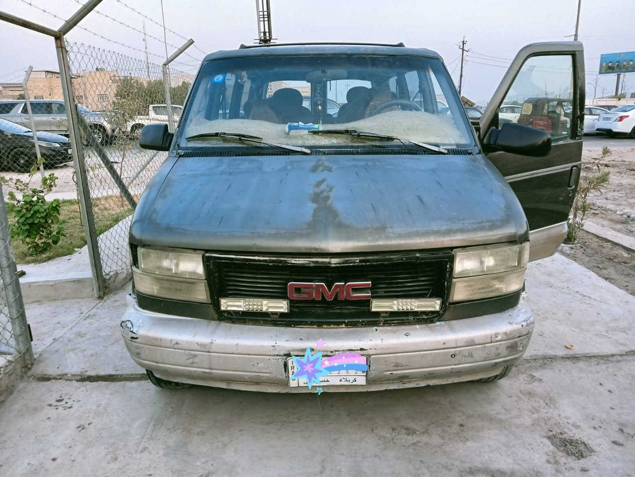 للبيع GMC Safari – فان عائلي واسع وعملي
🔹 النوع: GMC Safari
🔹 اللون: رصاصي
🔹 التسجيل: خصوصي
🔹 الموقع: البصرة
🔹 السنوية: سارية لغاية 2028
🔹 التبريد: عاطل ويحتاج تصليح
🔹 السيارة مستعملة وبها آثار استخدام
🔹 المعاينة والفحص متاحان للجادين
💰 السعر: [يُحدد]
📞 للتواصل: ***********
البيع للجادين فقط، والفحص خير دليل على حالة السيارة.
