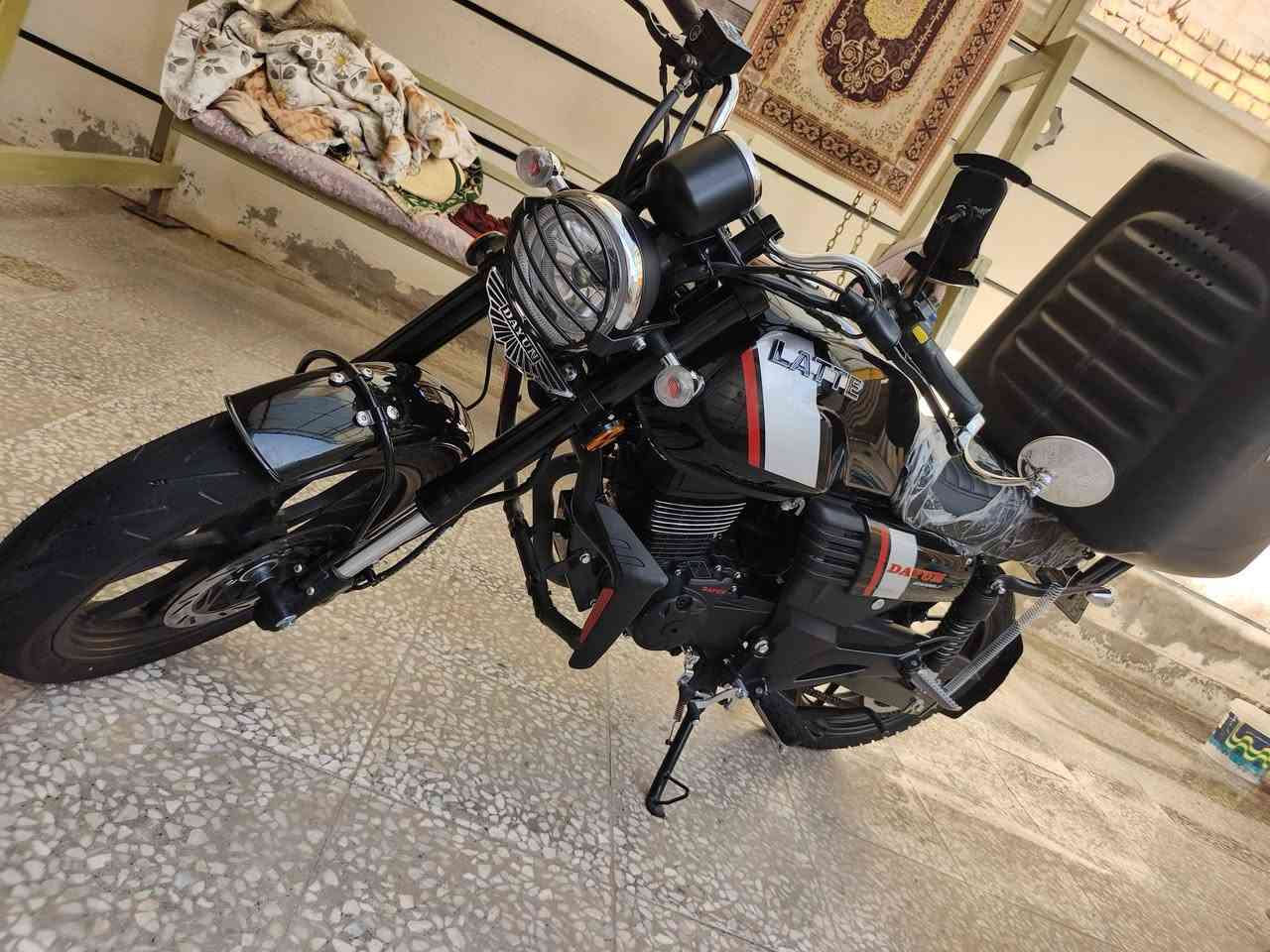 سلام عليكم
دايوان لاتي موديل ٢٠٢٦ الدراجه بعدها ع وضع الشركه كل نقص مابيها ومعتني بيها ماشيه ٣٢ يعني زيرو مصار شهرين من ماخذها سنويه باسمي ارقام اربيل تحويل ثاني يوم واخذها وين مايعجبك الدراجه كفاله عامه من التاير للتاير السعر ٣ ملايين وبيها مجال بسيط للشراي *********** متواجد المو شراي يعبر المنشور رجائا
