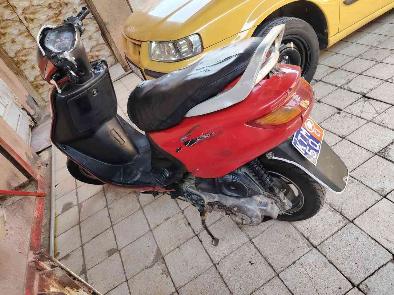 سلام عليكم فراشه فحل للبيع كل نقص مابيه باتري جديد سلف هندر لايت زنون اشاير كله شغاله مكينه مكفوله سعر 275 وبيه مجال رقمي *********** 

مكاني قلعه صالح
