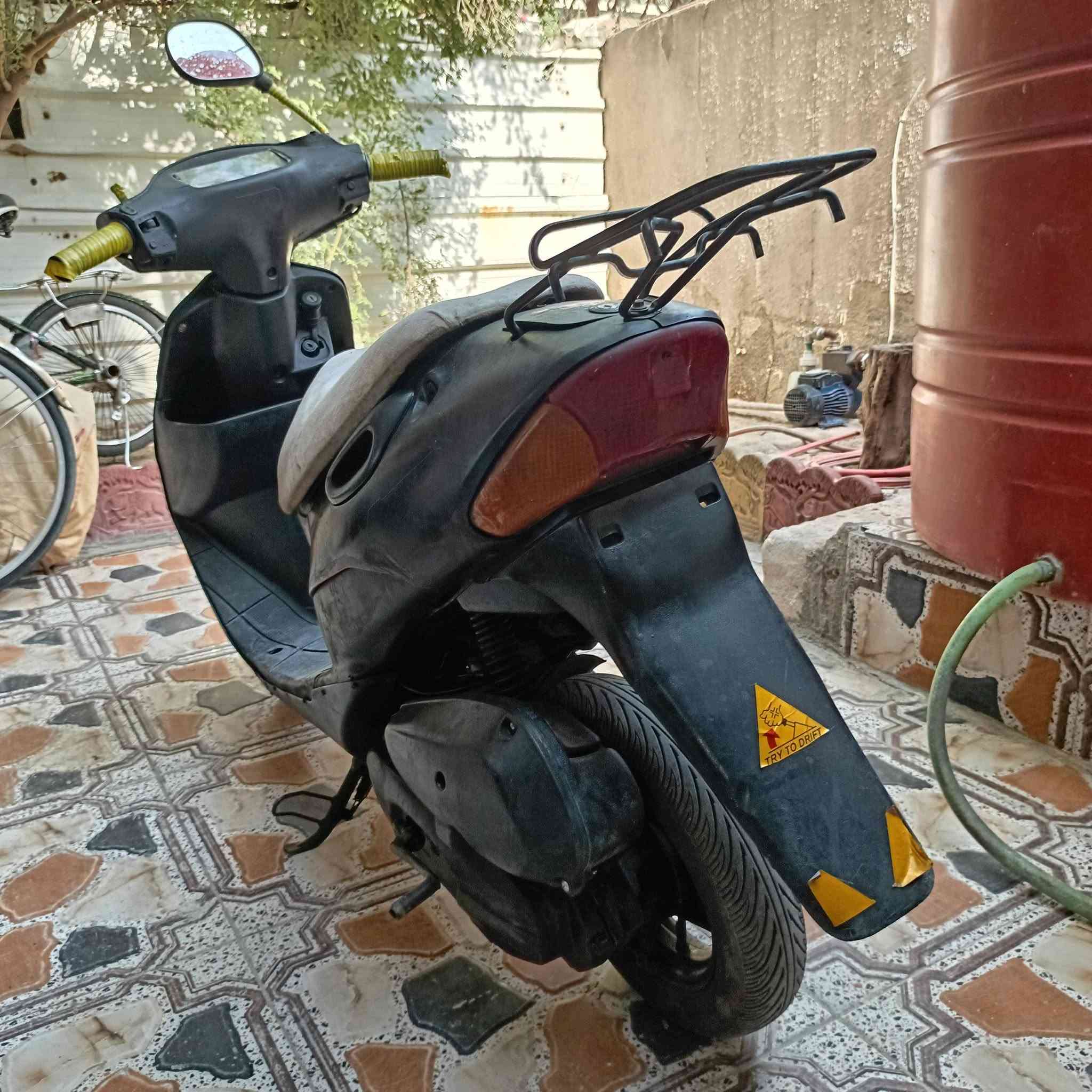 سوزوكي • يحتاج بطارية • صوت اكسل