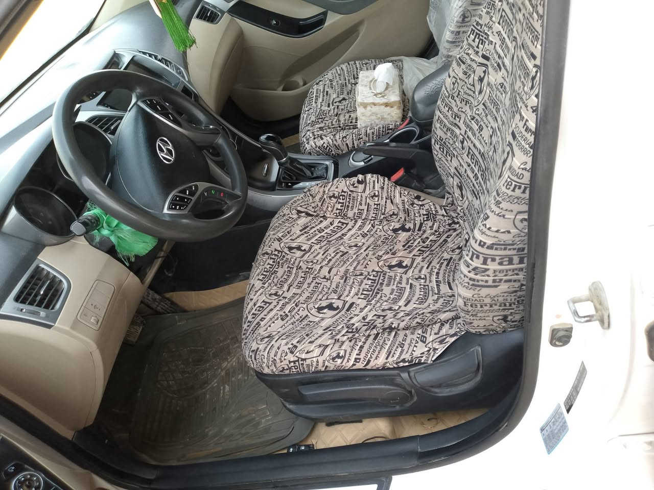 لانتر اربيل فول مواصفات ماعده البصمة بيه بارد بل باب وبارد بل جاملغ الور شويه قليل الدوس الجوصبغ  ب108 وبيها مجال قليل مكان السياره بابل ***********

