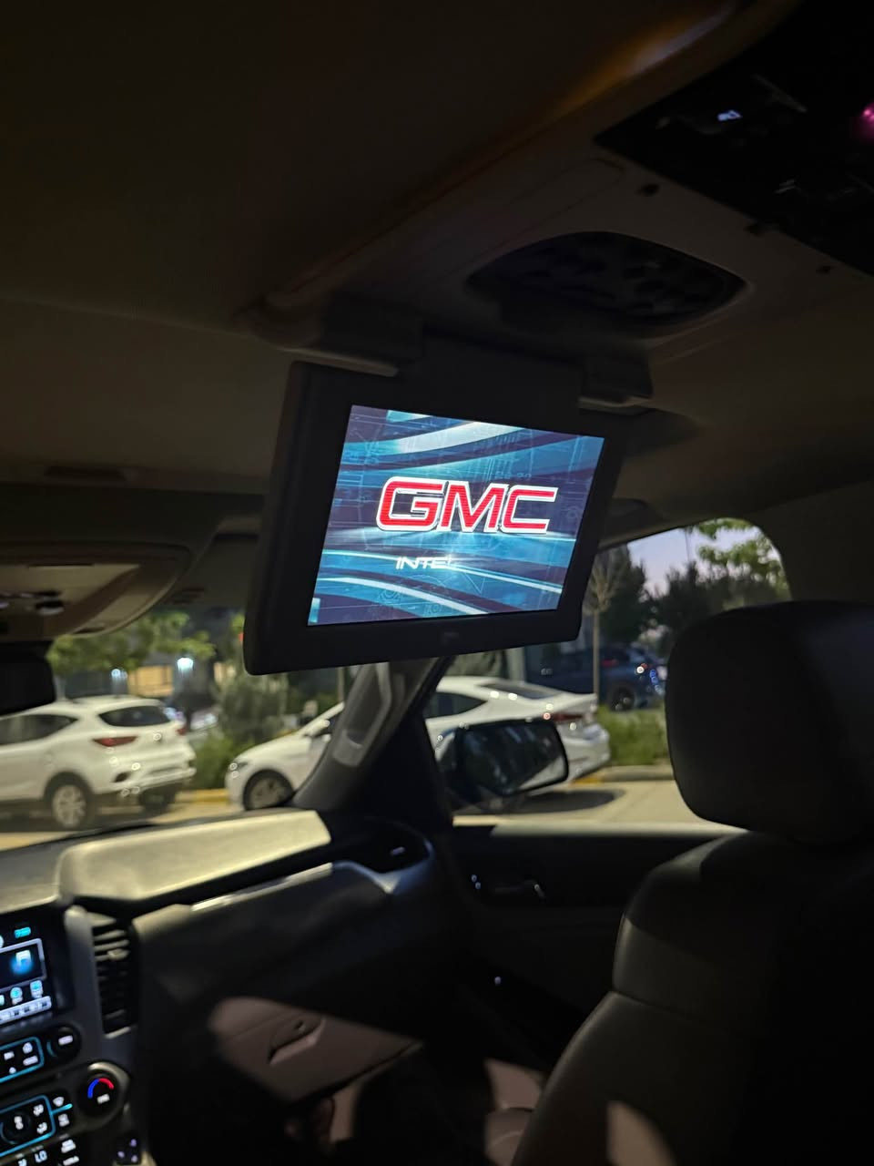 GMC yukon 2017 SLT خلیجی
 سفری شەریکەی مەنصور
خلیجی
فوول مواصفات 
سلاید
سەقف ديفيدي DVD
رەقەم سلێمانی
شەغال
کوشن سارد و گەرم
ڕادار ،خەتی جادە
شاشە گەورە و قاصة
   دبل اكسل 4X4
١٢٠ هەزال کیلۆمەتر ڕۆشتووە
پەڵەیەک بۆیاخی هەیە
349 وەرەقە و کەمێک مەجال
0️⃣7️⃣7️⃣0️⃣0️⃣6️⃣0️⃣6️⃣4️⃣6️⃣4️⃣
***********
*********** السليمانية, العراق

