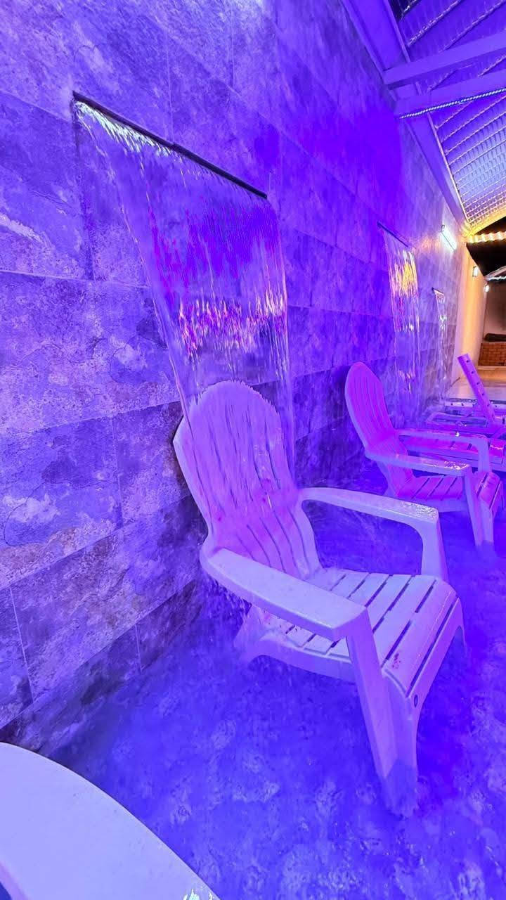 مزرعة رقم ☆116☆ بلد 

تتكون المزرعة🏡
مسبحين للكبار والصغار ☆ طول ١٤ م☆ مظلات للمسبح💦
تصميم جميل مع نافورات✅
غرف نوم عدد ☆٢☆
مطبخ عدد ☆١☆
صاله كبيرة مؤثثة بالكامل مع شاشة بلازما
كوخ خشبي مع جلسة عربية✅
مجمع صحيات عدد ☆٢☆
حدائق متعددة🌳
الالعاب منضدة فيشه بليارد🎮
 العاب اطفال🛝
كراج للمزرعه كبير✅ 
كهرباء ٢٤ ساعه✅
إنارة المزرعة جيدة جدا💥
باربيكيو متكامل مع تنور▪
جلسات متعددة للاستراحة♦
بستان فواكه🌴
للحجز واتساب 
💚***********💚
💚***********💚
رابط تطبيق ومنصة المصطفى
https://almustafa.bookifyiq.com/catalog
تطبيق المصطفى ينصح الزبائن عند مراسلة اي رقم من ارقام موظفين التطبيق ان يكون لديكم  ماستر مبلغ التثبيت حاضر لا ان تراسل وتطلب تثبيت الحجز على يوم غدا التثبيت يكون بنفس اللحظة من التطبيق لكي تضمن ان يكون الحجز لك وبنفس المزرعة التي طلبتها ...عبي الماستر وراسل الموظفين موجوده مزارع كل العراق..
اقل استلام للعربون♦100ألف♦
