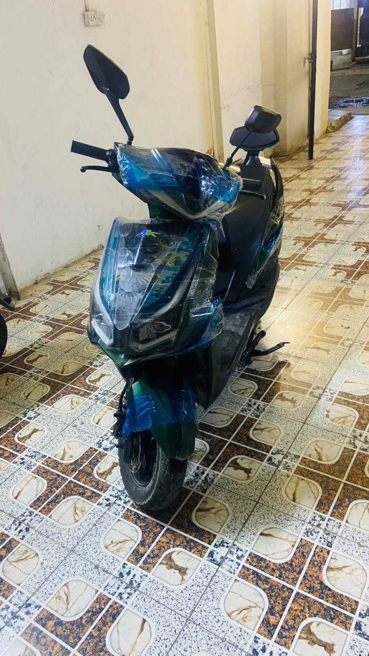 دراجه شحن للبيع نظيفه ما استخدمت بس عشر ايام وو6بطاريه من نوع اخوينالسعر600وبي مجال
الرقم***********
