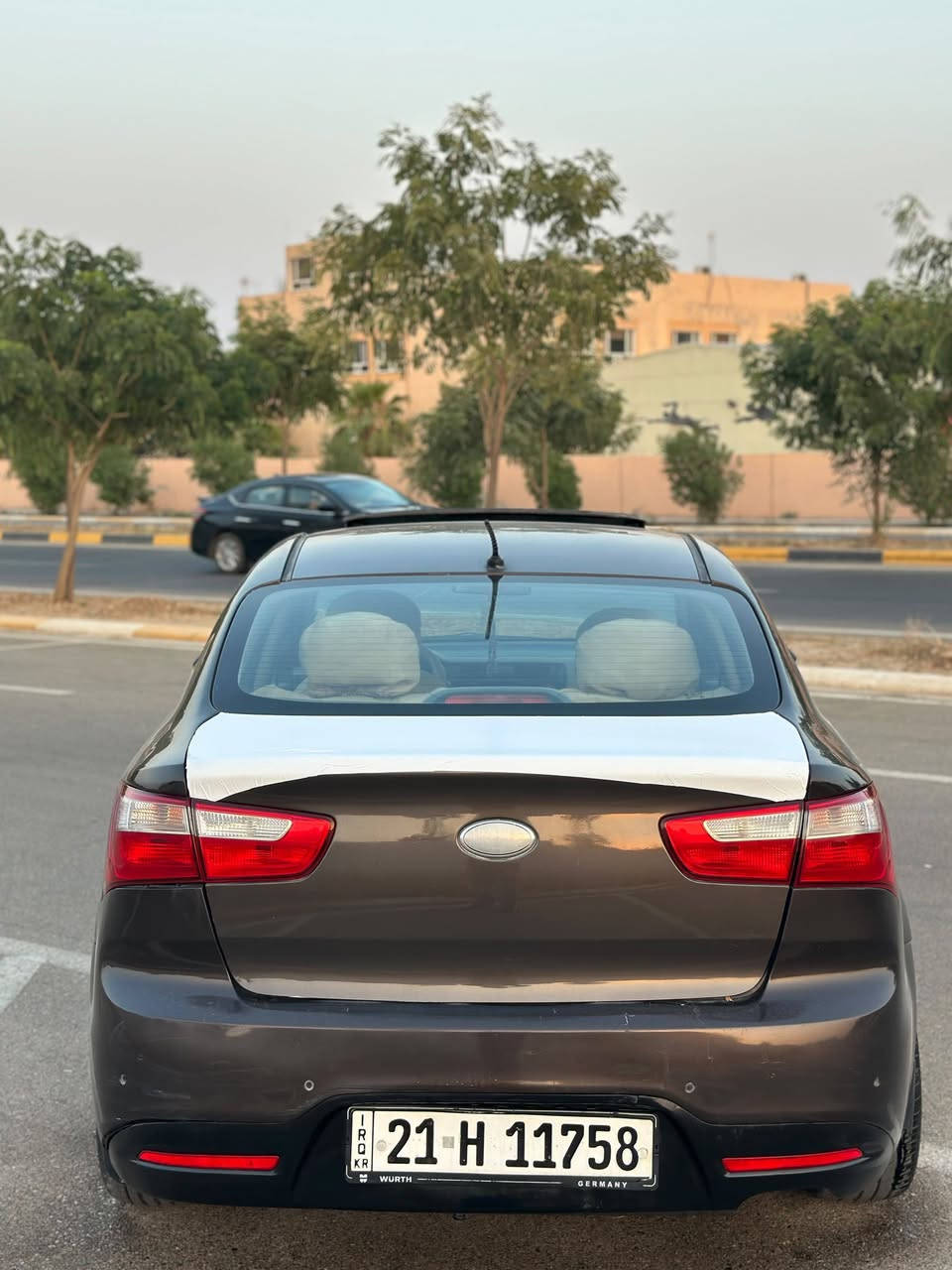 كيا ريو موديل ٢٠١٤ فول موصفات خليجي سلايت تحكم ستيرن اشاير بل مري  سونر موجود سياره ٤ قطع ونص و مابيها دواخل تبريد ثلج صدر تايرات كوله جديد العنوان كلار تابعه لسليمانيه السعر ٧٣ وبي مجال ***********
