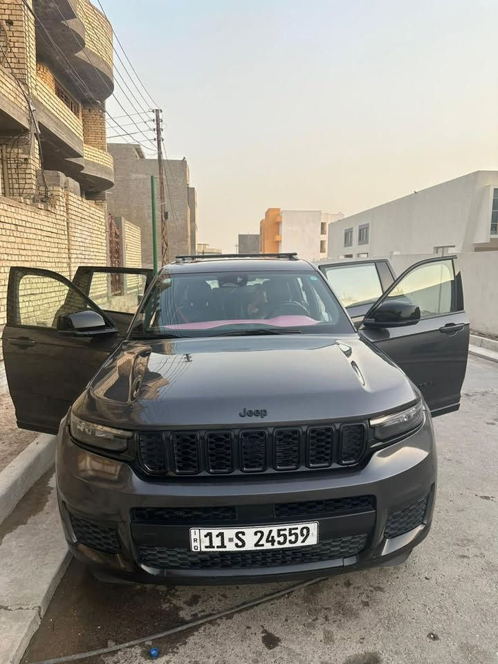 جراند شيروكي بلس • ٢٠٢١ • ماشيه ٤٨ الف