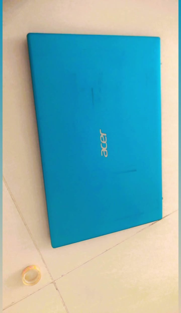 حاسبه للبيع السعر 250 انطيك المواصفات من اتراسلني رقم التوصل
***********
