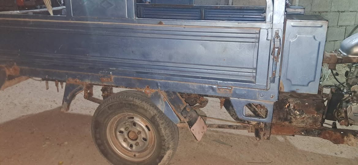 سلام عليكم بدي جمره للبيع نضيف مابي اي خياس سعر 300 وبي مجال هاذ رقمي بي واتساب ***********
