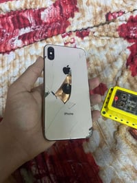 اكس ماكس ناقصه شاشه وبطاريه وكامره خلفيه اضمنه إلك بدون آيكلود سعره ٤٠...