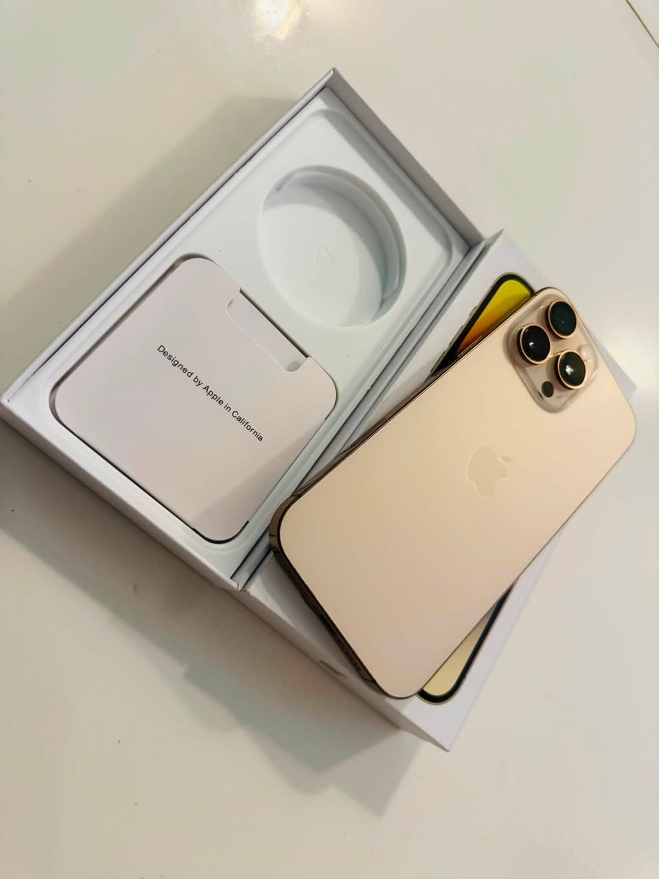 أيفون 16 برو ماكس💛
ذاكرة 256 / بطارية 92%🔋
شرق اوسط / نضافتة 99%✨
كُلشي ممبدل بي وتر بروڤ / الجهاز كُل شغال فيس ايدي شغال💫
سعرة 1275 🔒💸 / مكاني بغداد بلديات 
هـ : ***********
