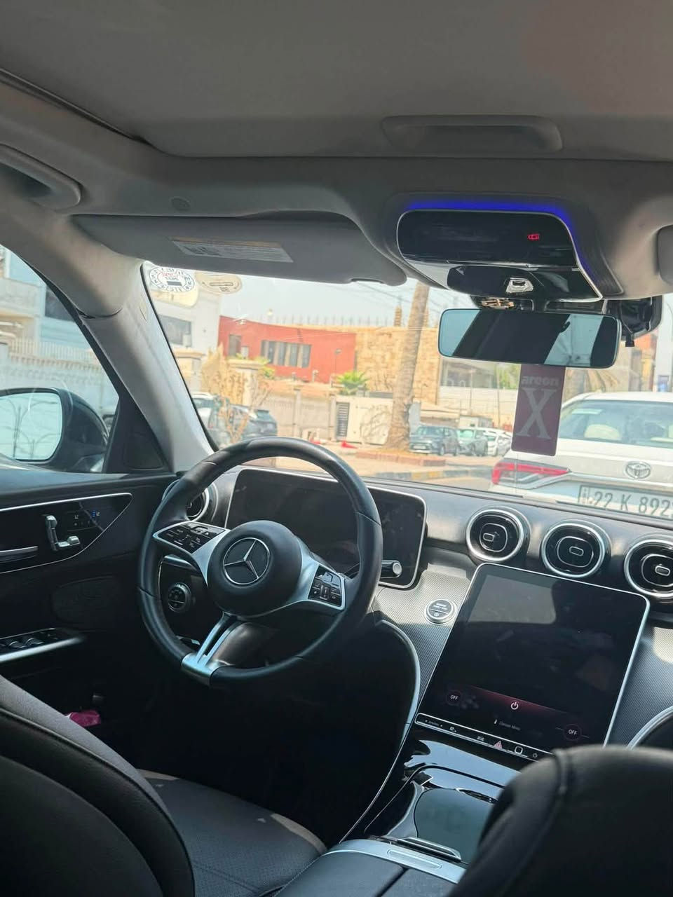C300 2025 للبيع

عليها كت c63

ماشيه 8500KM رقم اربيل مميز باسمي بيها باج تضليل ٨٠٪؜

مواصفات المارسدس معروفه حادث موضح بالصور بدون صبغ

عنواني بغداد المحمودية

السعر ٣٣٠ ورقه 

***********

