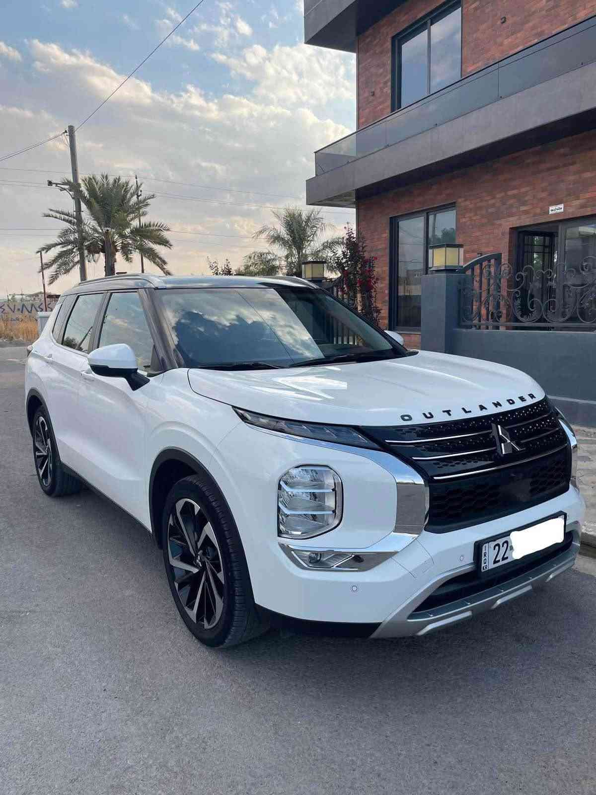 ميتسوبيشي اوتلاندر • ٢٠٢٥ • ٤٨٠٠٠ كم