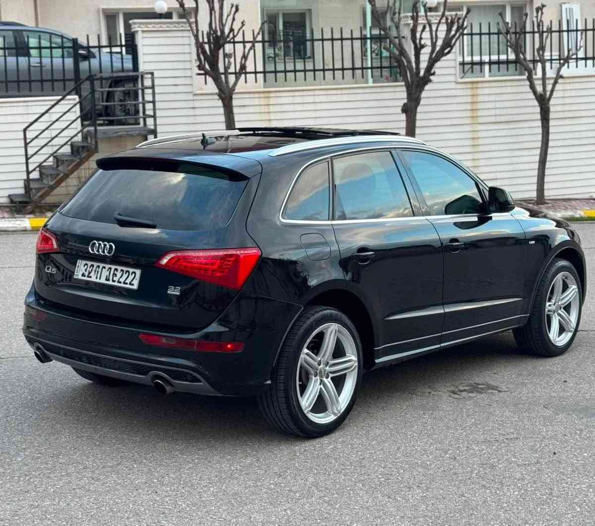 Audi Q5 S_line quattro v6 2010
***********
‎پانۆراما بەسمە برێک بەسمە تەبرید دووزۆن کوشن جلد کوشن هیتەر کوشن کارەبا سەلاجە جێپەرداخ ساردوو گەرم حاسە کامێرا تەحدید سورعەسنوق جەک سوکان ڤۆلیۆم تەلەفون راداری ئاوێنە دەبل ئەکسل ویل و تایەی لۆک 
‎گێڕو مەکینە بە شەرتی سەوت بوخار دوکەل کرانەوە 
‎پارچەیەک و پەلەیەکی هەهە بێناو بێ ئێرباگ بێ مەعجوون 
‎نرخی خوار بازار ٩٨ گەلەو معامەلەیەکی زۆر کەم
٠۷۷۱۲٦٦۲٠٠۱ السليمانية, العراق
