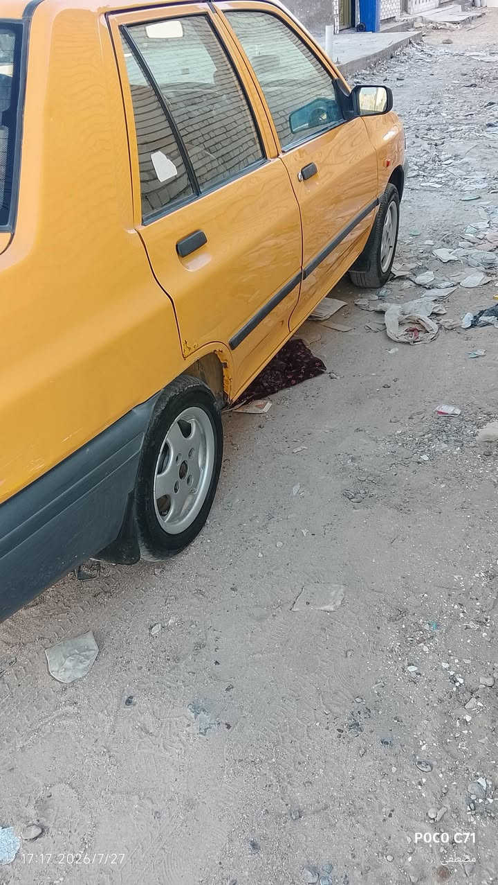 سايبه للبيع موديل 18 ما بيها شي فقط بارد بباب السائق العنوان بغداد مدينه الصدر رقم الهاتف ***********
