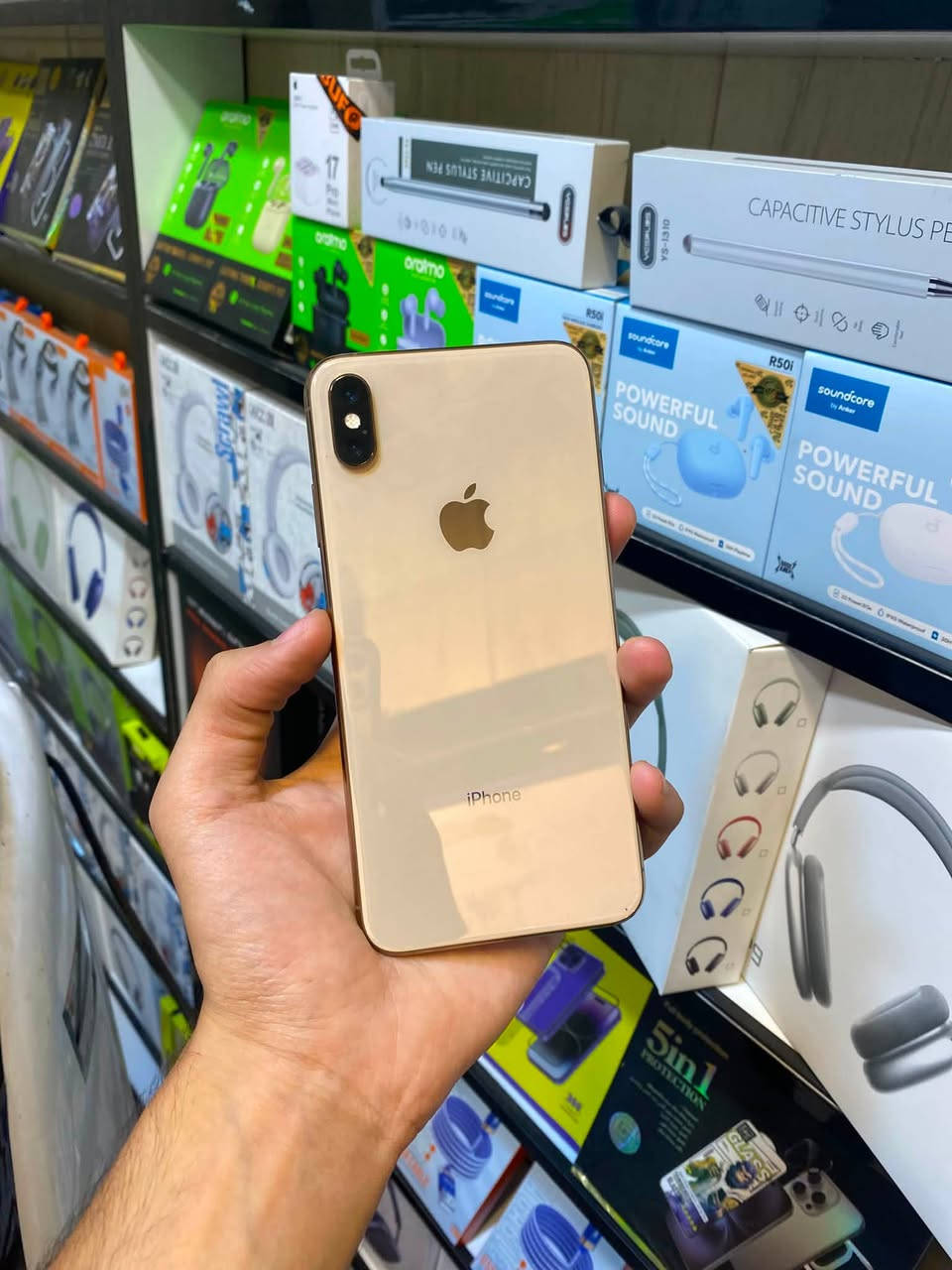 ايفون اكس ماكس (🥇 ذاكره 512 ركز 512 نص تيره🥇) بطاريه 75 بلاديه جهاز كفاله عامه ممفتوح وتربروف بعده بحاله الوكاله مع ضمان عنوان المحل بغداد رحمانيه الجعيفر سعره (260) قفل بدون اي عمله للتواصل علرقم ***********
