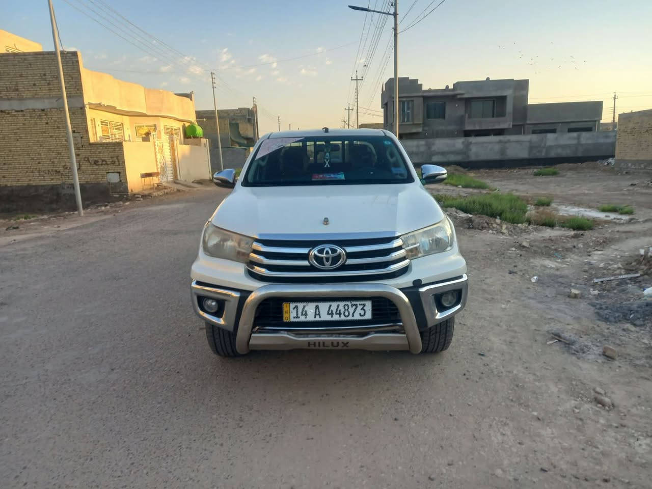 هايلكس SR5 • دبل • ٢٠١٦