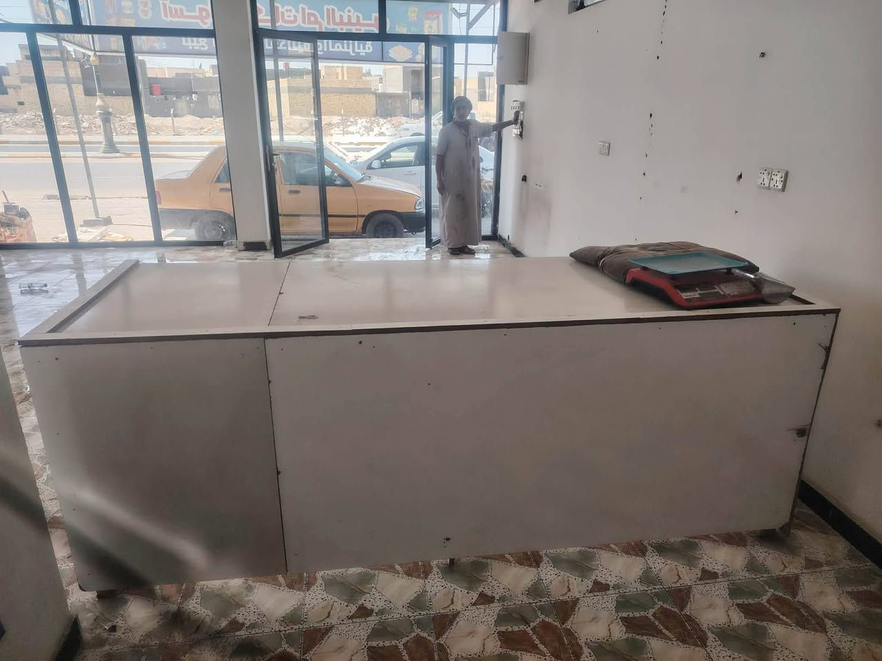 غراض محل للبيع.. الأسعار جامخانه وسفينه وجهاز رصيد   عارضات أجباس للبيع  الموقع: السماوة – الشرجي (قرب مركز الشرجي / جسر عويز).***********
#الجميع @إشارة
